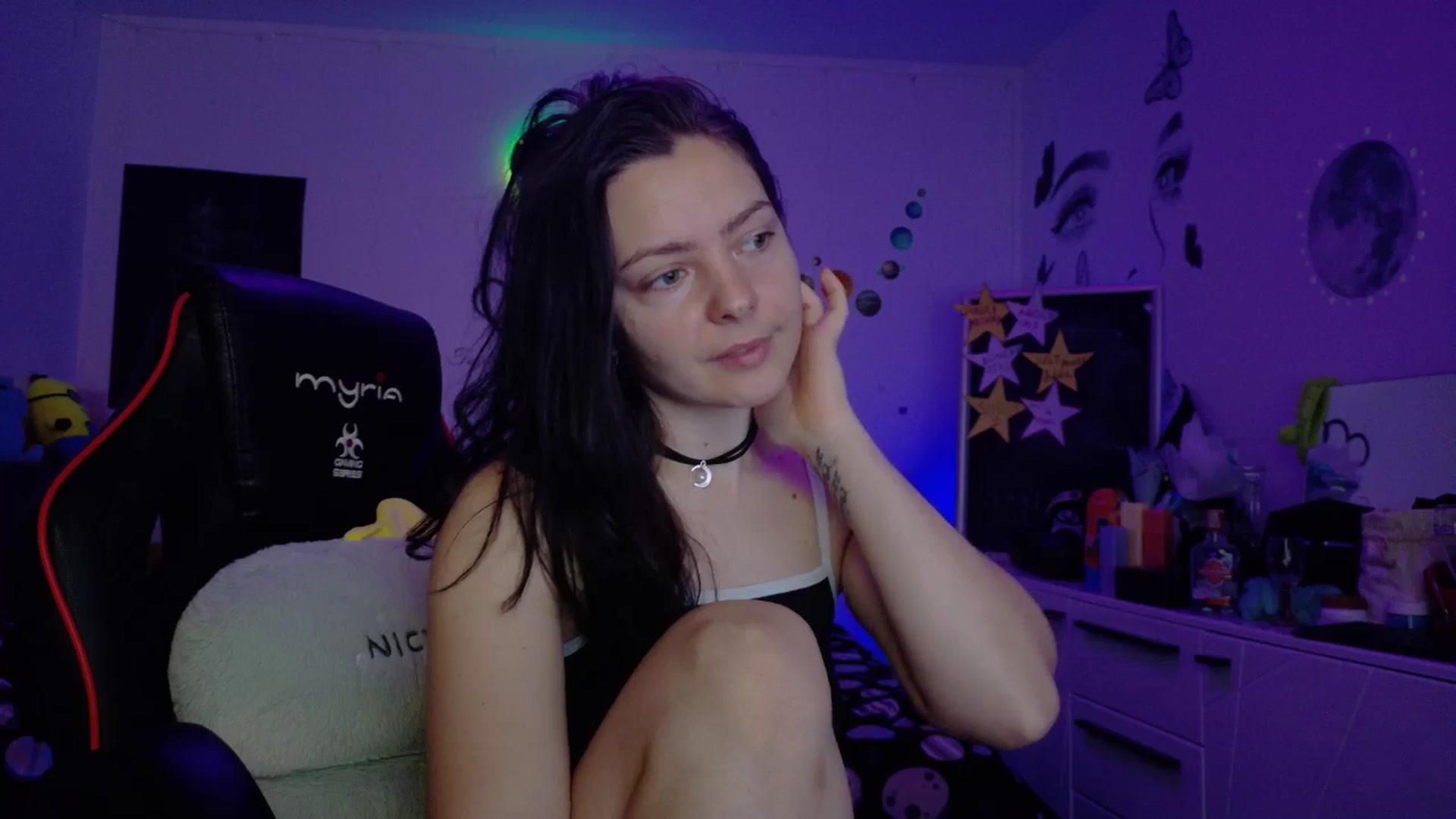 Gallery image thumbnail from YreneA's myfreecams stream on, 02/03/2026, 07:47 image 17 of 20