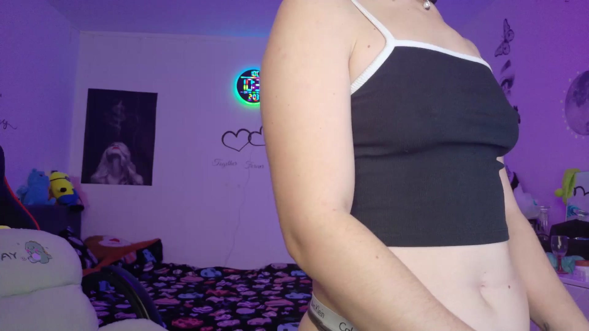 Gallery image thumbnail from YreneA's myfreecams stream on, 02/03/2026, 08:39 image 18 of 20