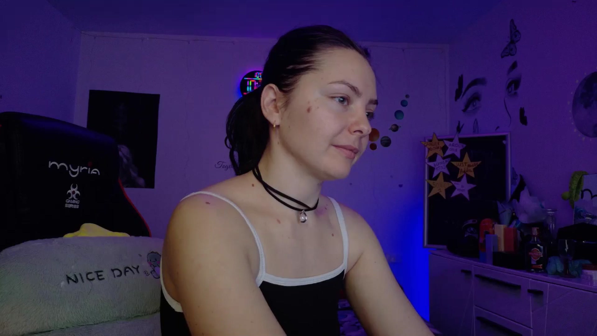 Gallery image thumbnail from YreneA's myfreecams stream on, 02/03/2026, 08:39 image 11 of 20