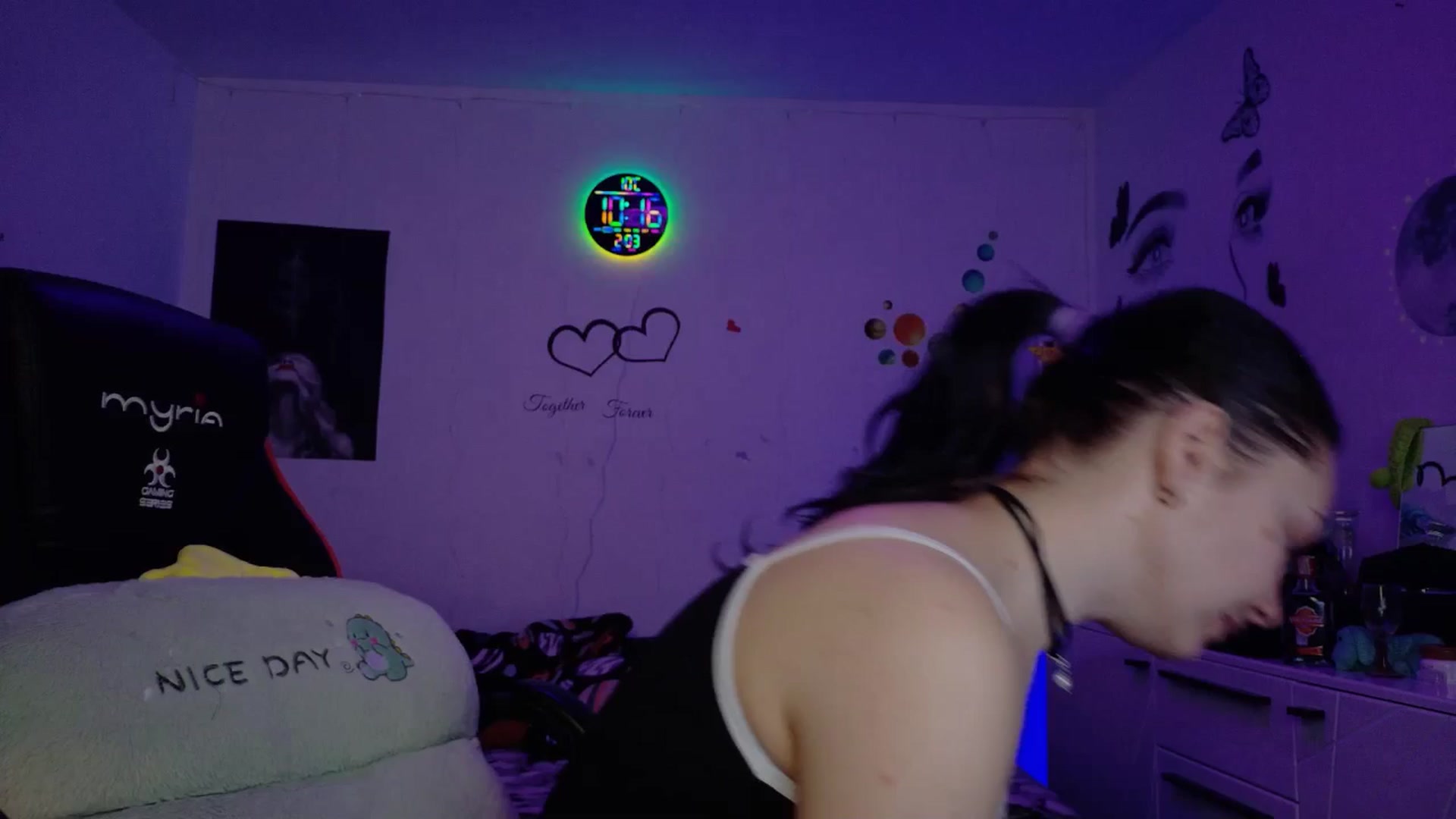 Gallery image thumbnail from YreneA's myfreecams stream on, 02/03/2026, 08:39 image 6 of 20