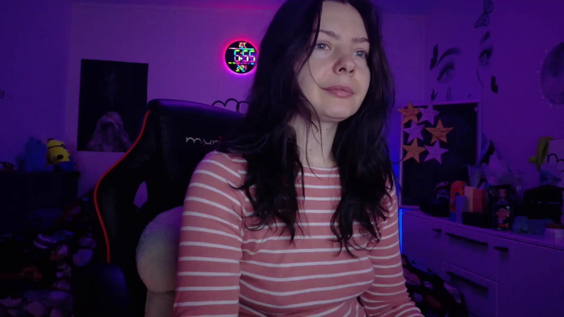 Gallery image thumbnail from YreneA's myfreecams stream on, 02/04/2026, 07:57 image 1 of 20