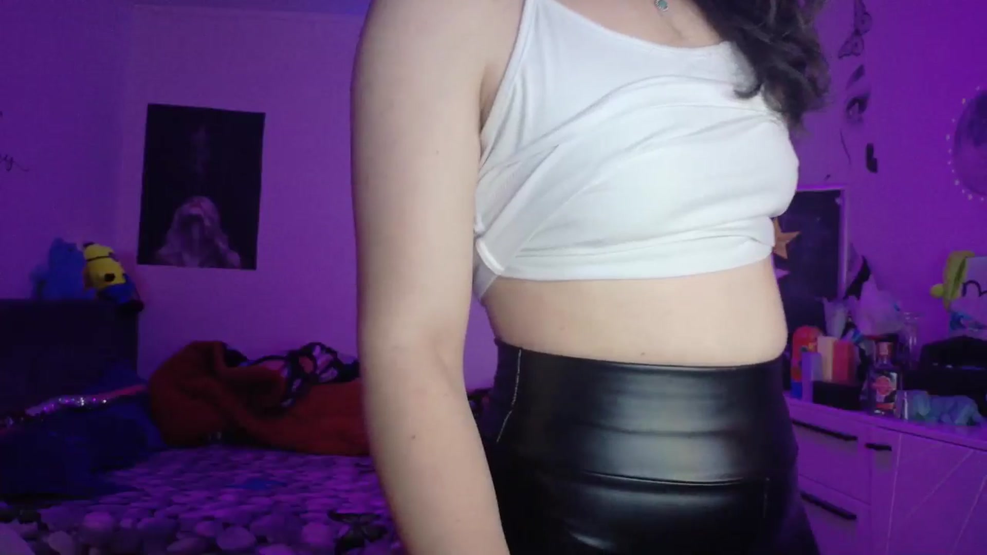 Gallery image thumbnail from YreneA's myfreecams stream on, 02/10/2026, 18:58 image 11 of 20
