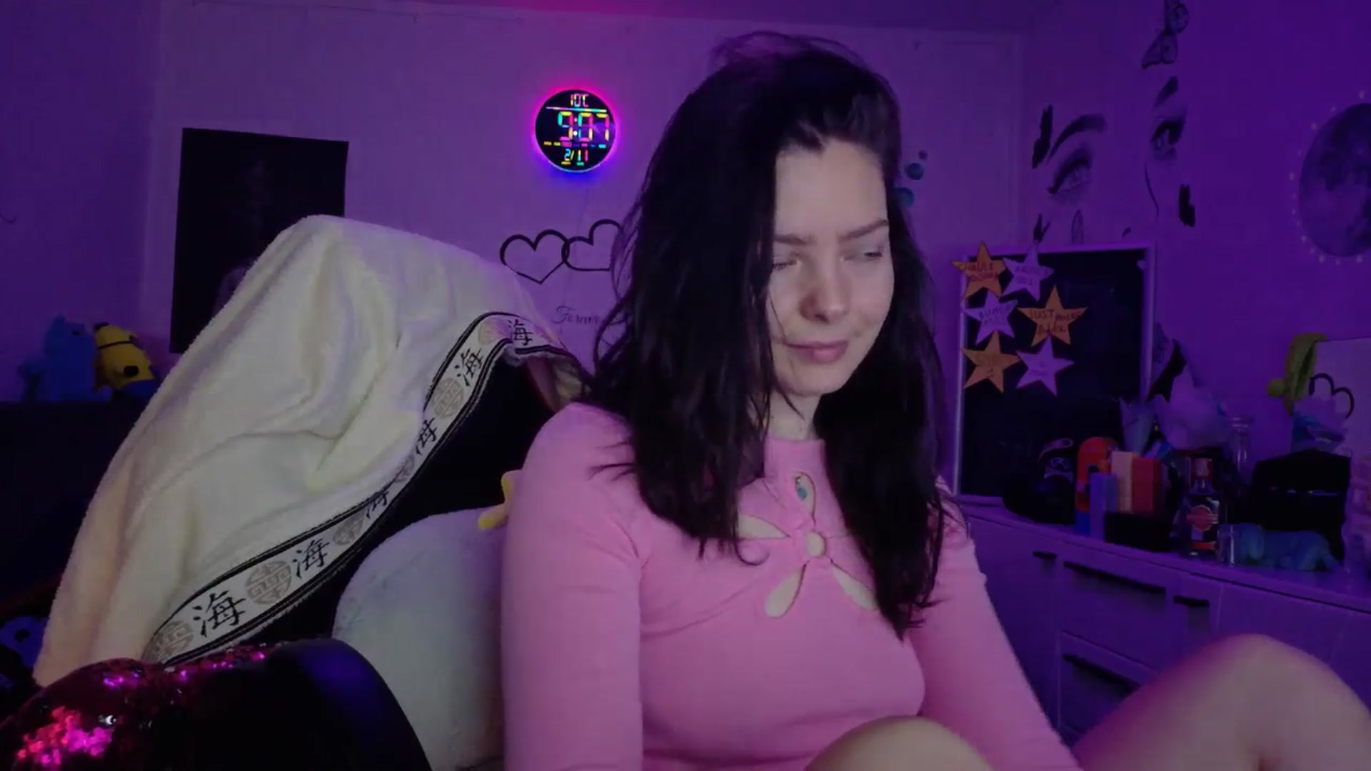 Gallery image thumbnail from YreneA's myfreecams stream on, 02/11/2026, 08:01 image 10 of 20