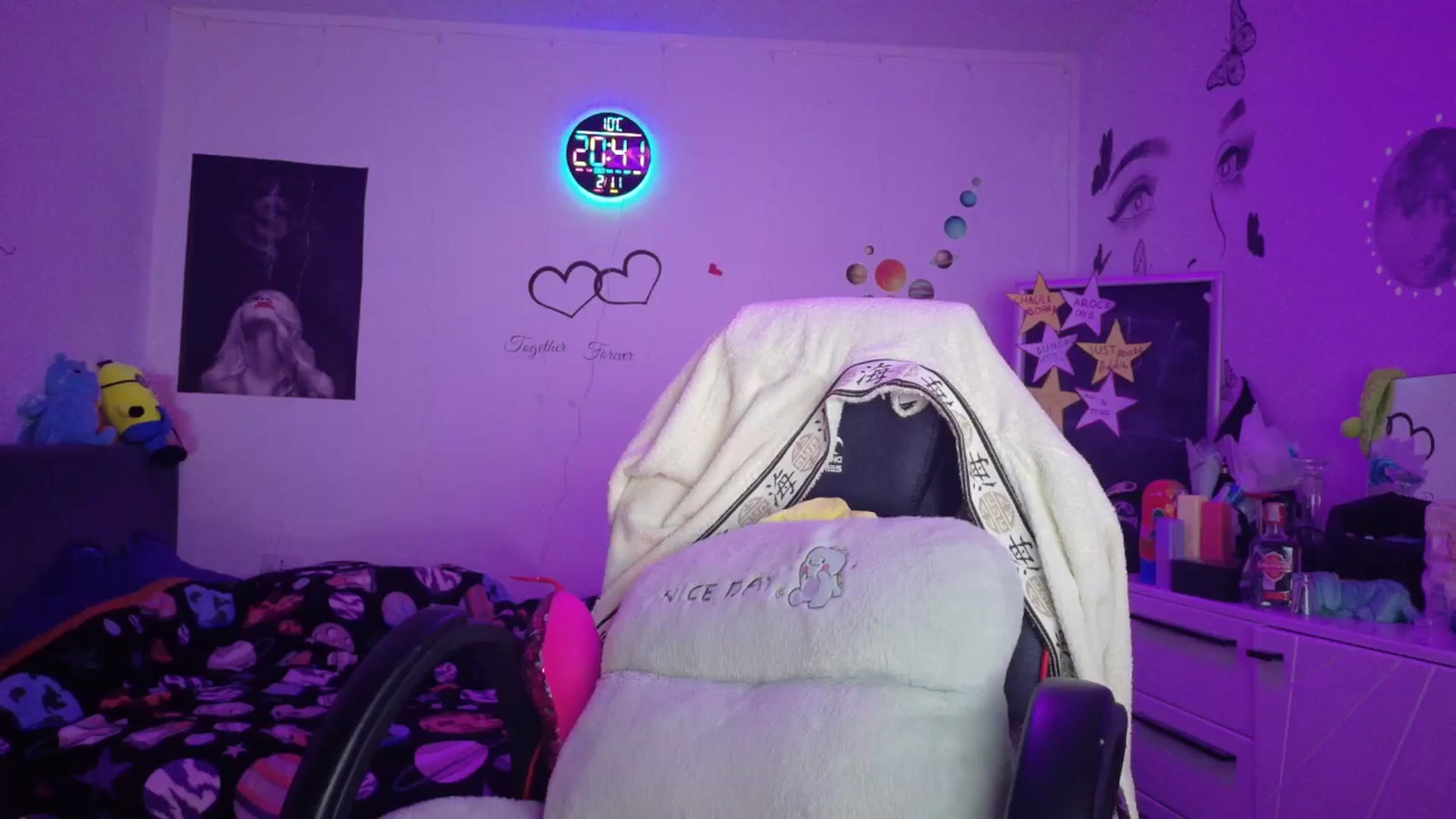 Gallery image thumbnail from YreneA's myfreecams stream on, 02/11/2026, 18:45 image 20 of 20