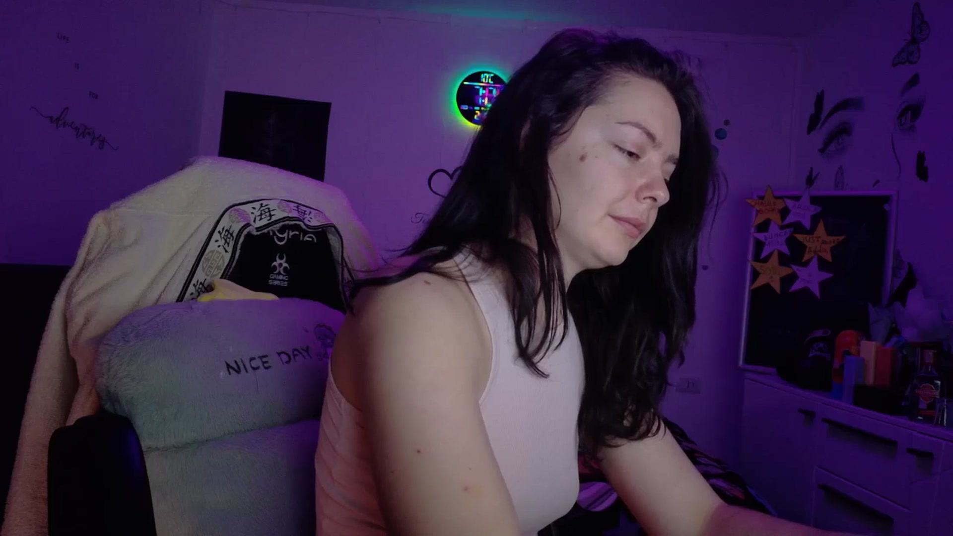 Gallery image thumbnail from YreneA's myfreecams stream on, 02/16/2026, 05:19 image 12 of 20