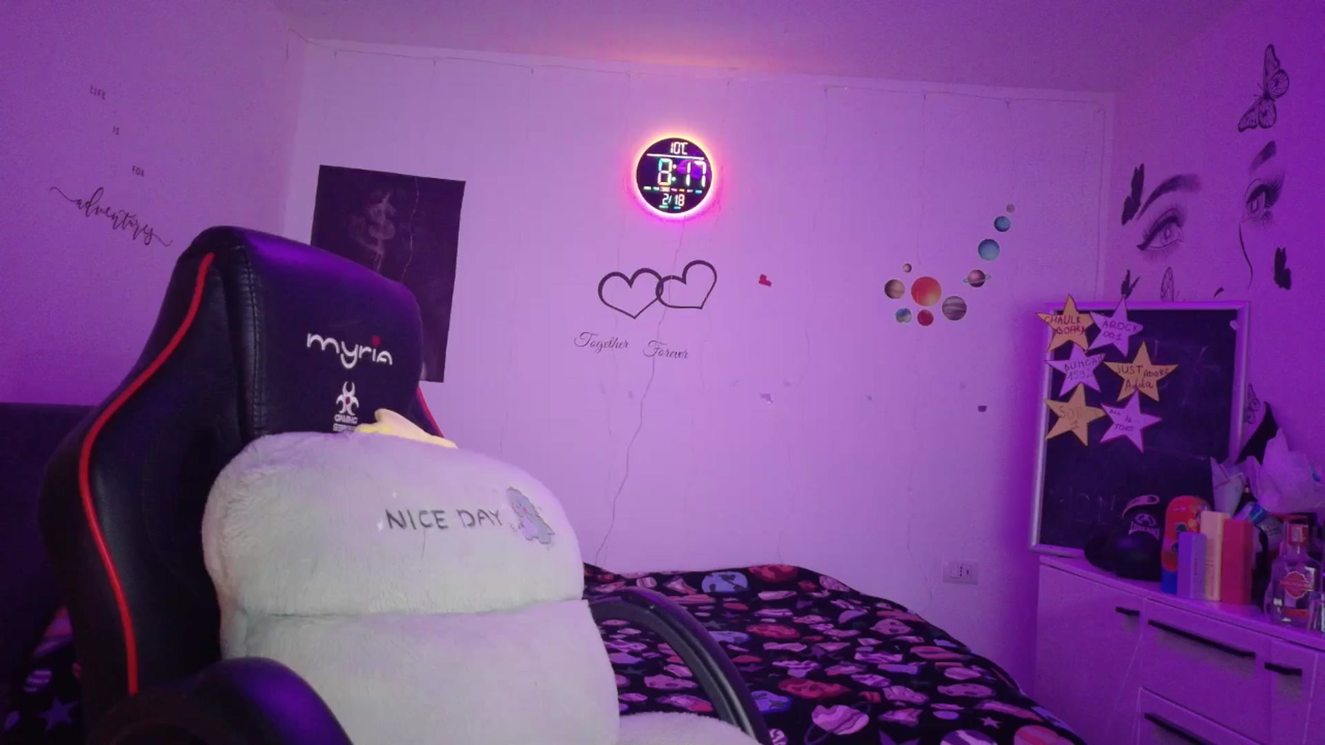 Gallery image thumbnail from YreneA's myfreecams stream on, 02/18/2026, 06:41 image 16 of 20