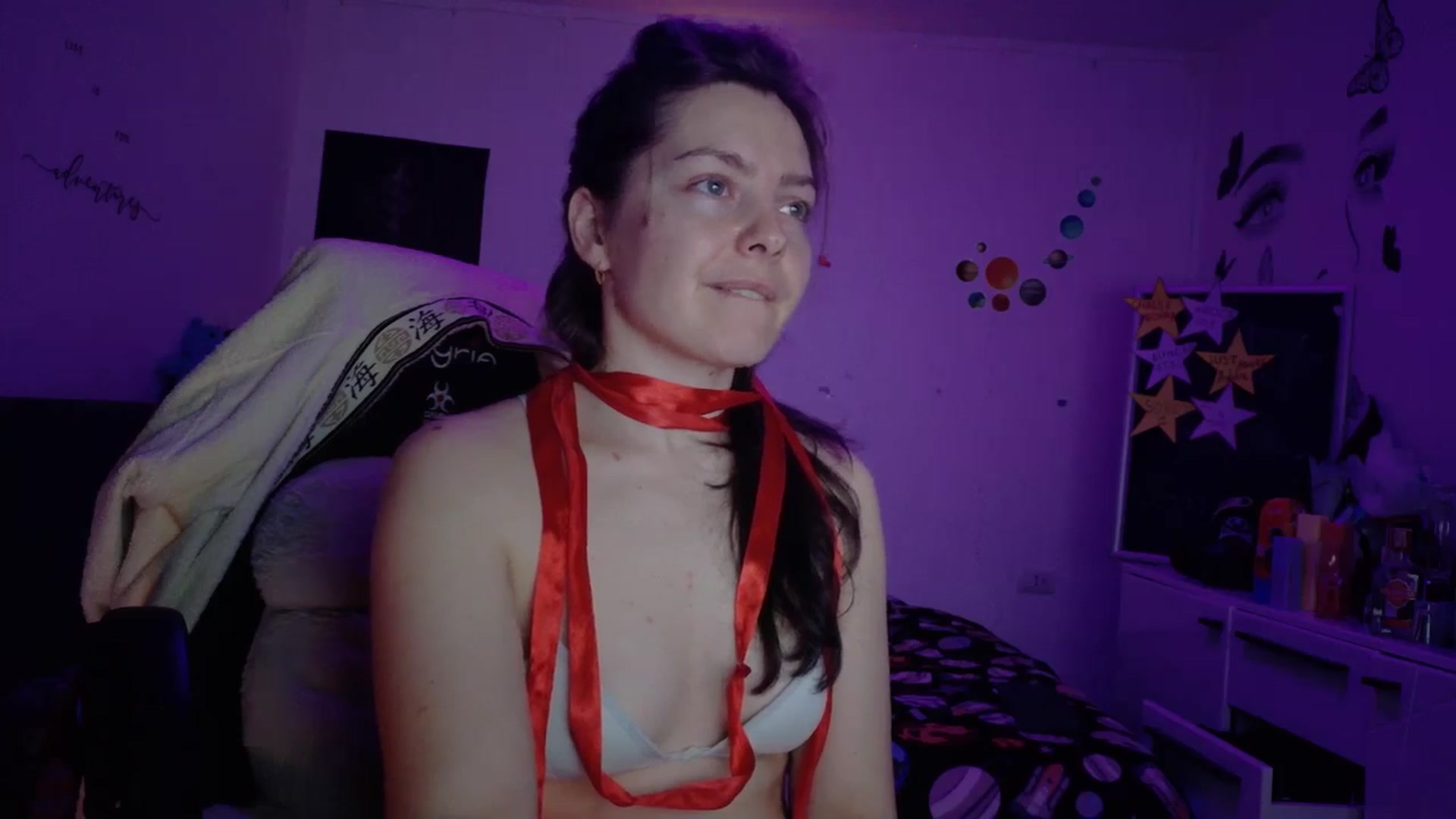 Gallery image thumbnail from YreneA's myfreecams stream on, 02/19/2026, 19:32 image 13 of 20