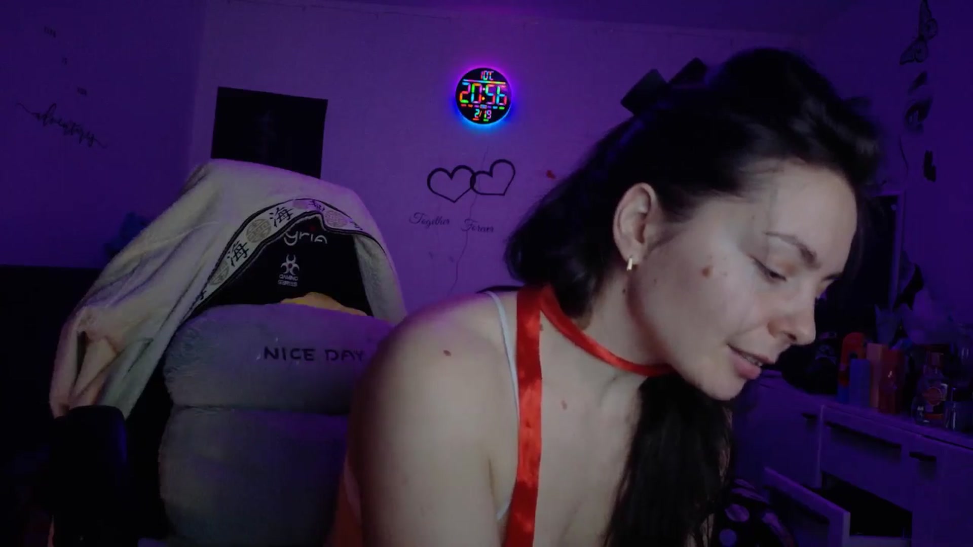 Gallery image thumbnail from YreneA's myfreecams stream on, 02/19/2026, 19:32 image 12 of 20