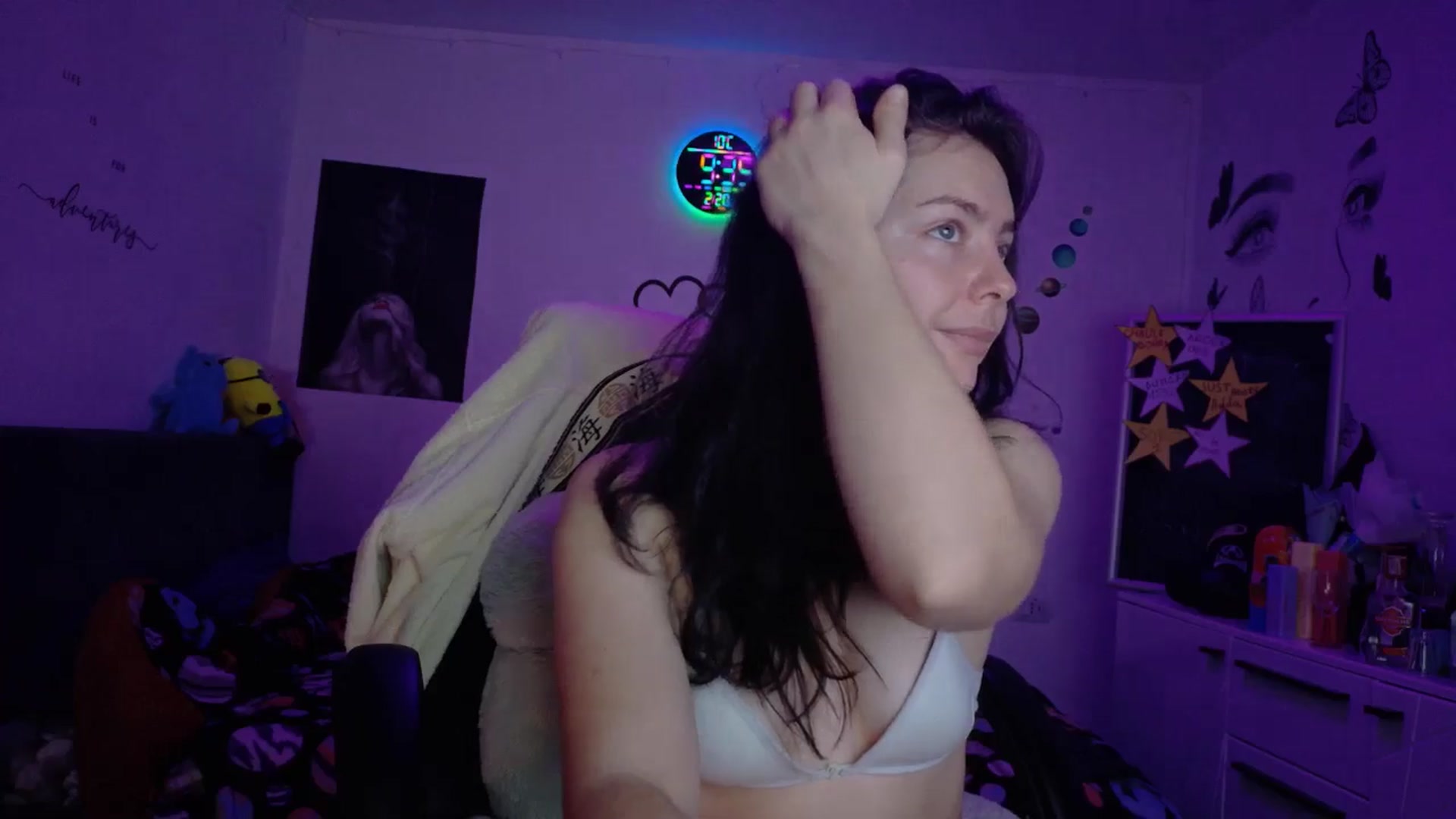 Gallery image thumbnail from YreneA's myfreecams stream on, 02/20/2026, 08:04 image 8 of 20
