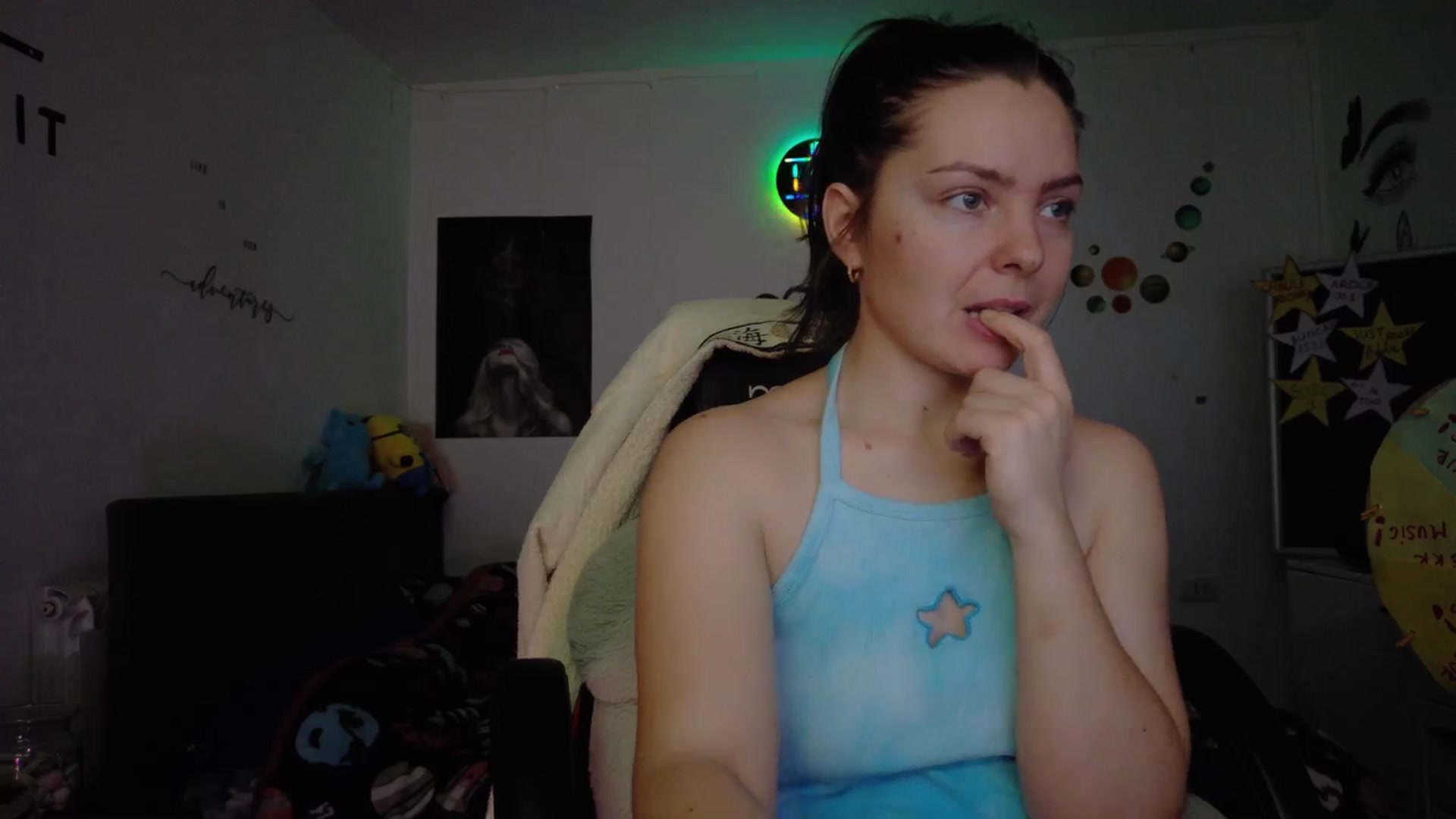 Gallery image thumbnail from YreneA's myfreecams stream on, 02/22/2026, 09:27 image 18 of 20