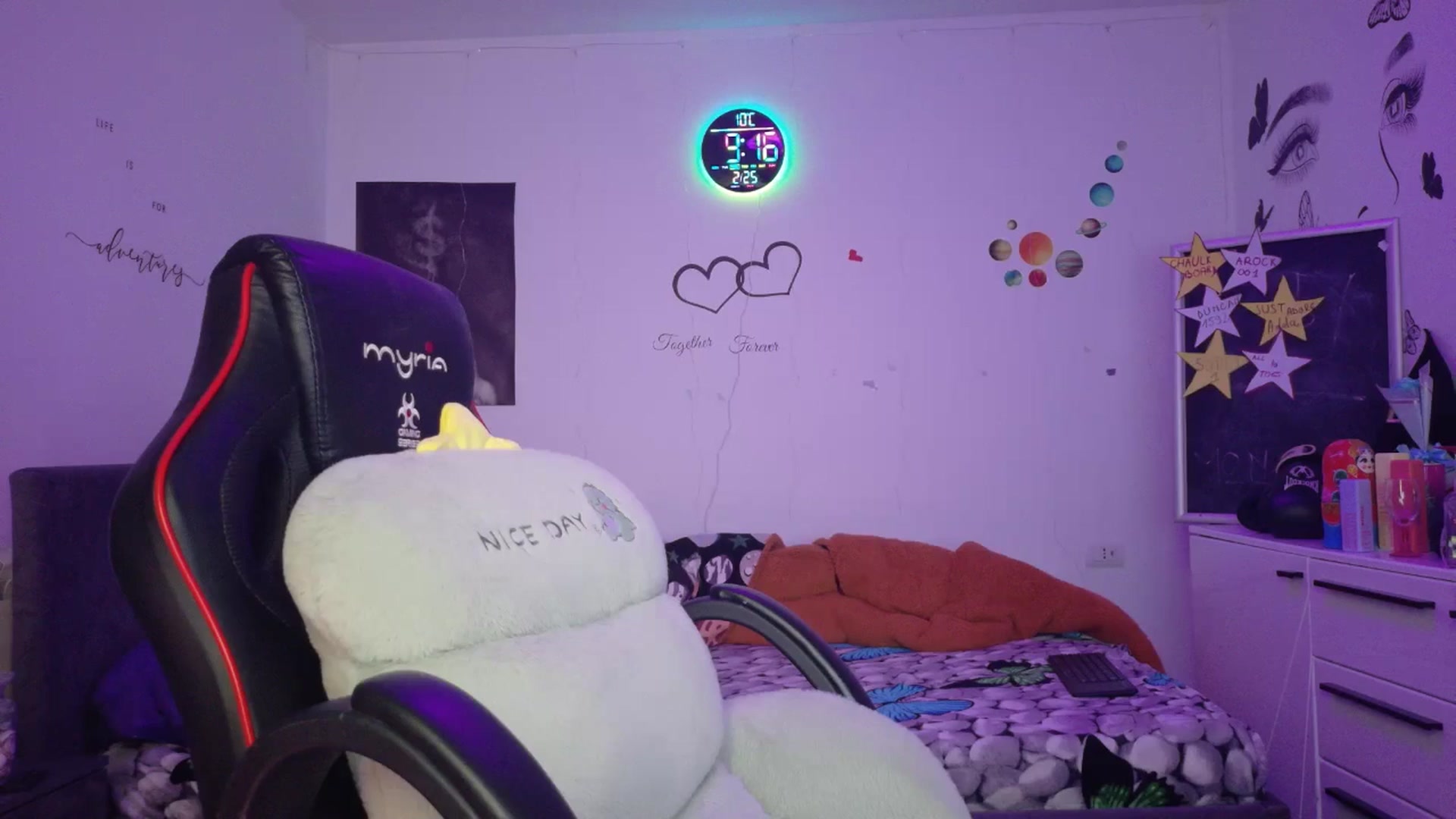 Gallery image thumbnail from YreneA's myfreecams stream on, 02/25/2026, 08:31 image 10 of 20