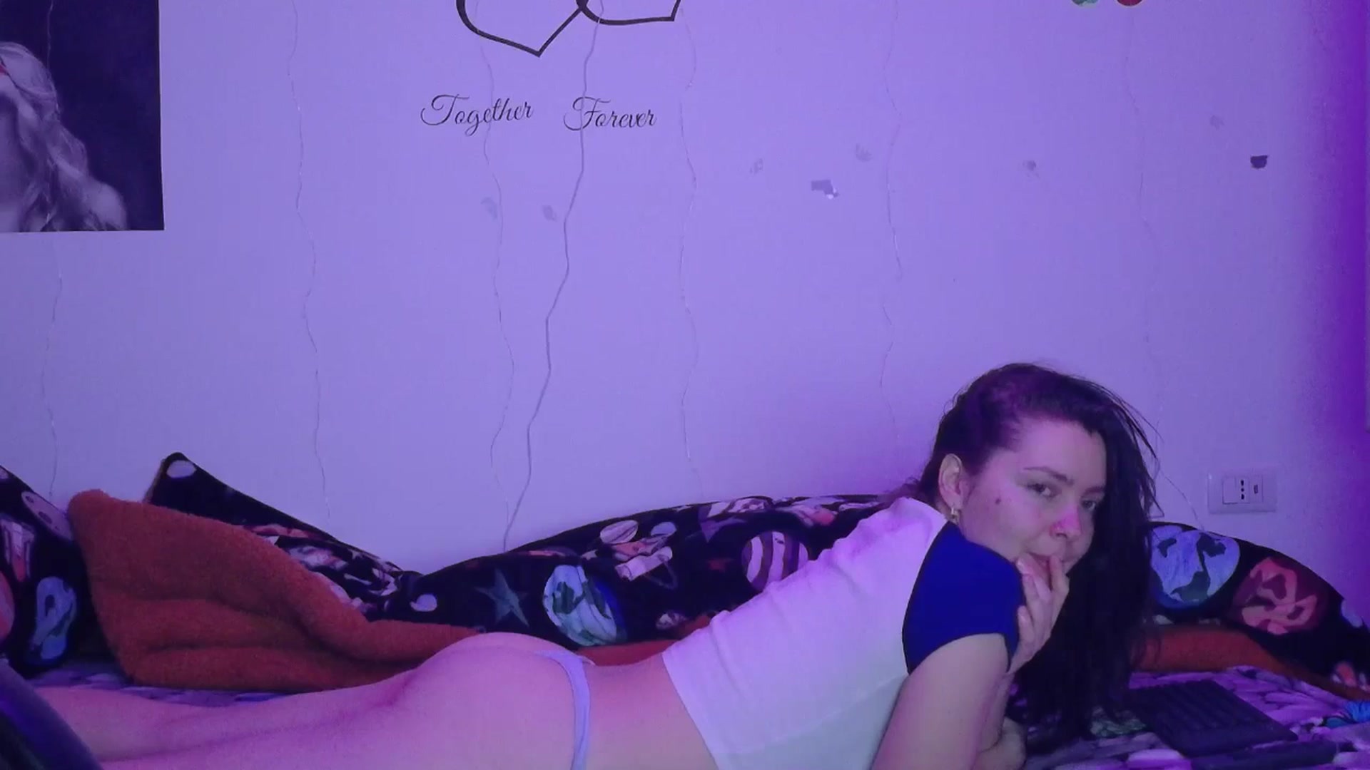 Gallery image thumbnail from YreneA's myfreecams stream on, 02/25/2026, 19:54 image 12 of 20