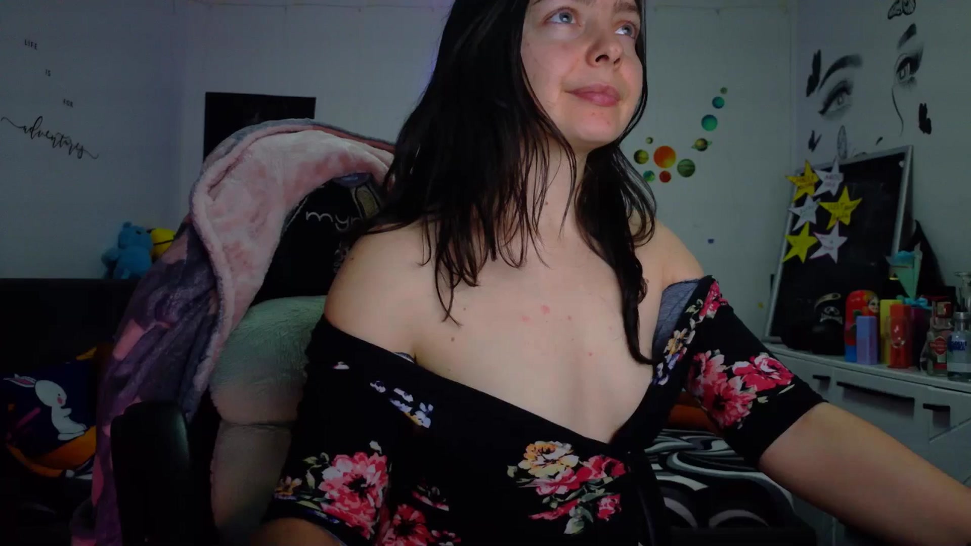 Gallery image thumbnail from YreneA's myfreecams stream on, 02/26/2026, 18:17 image 17 of 20
