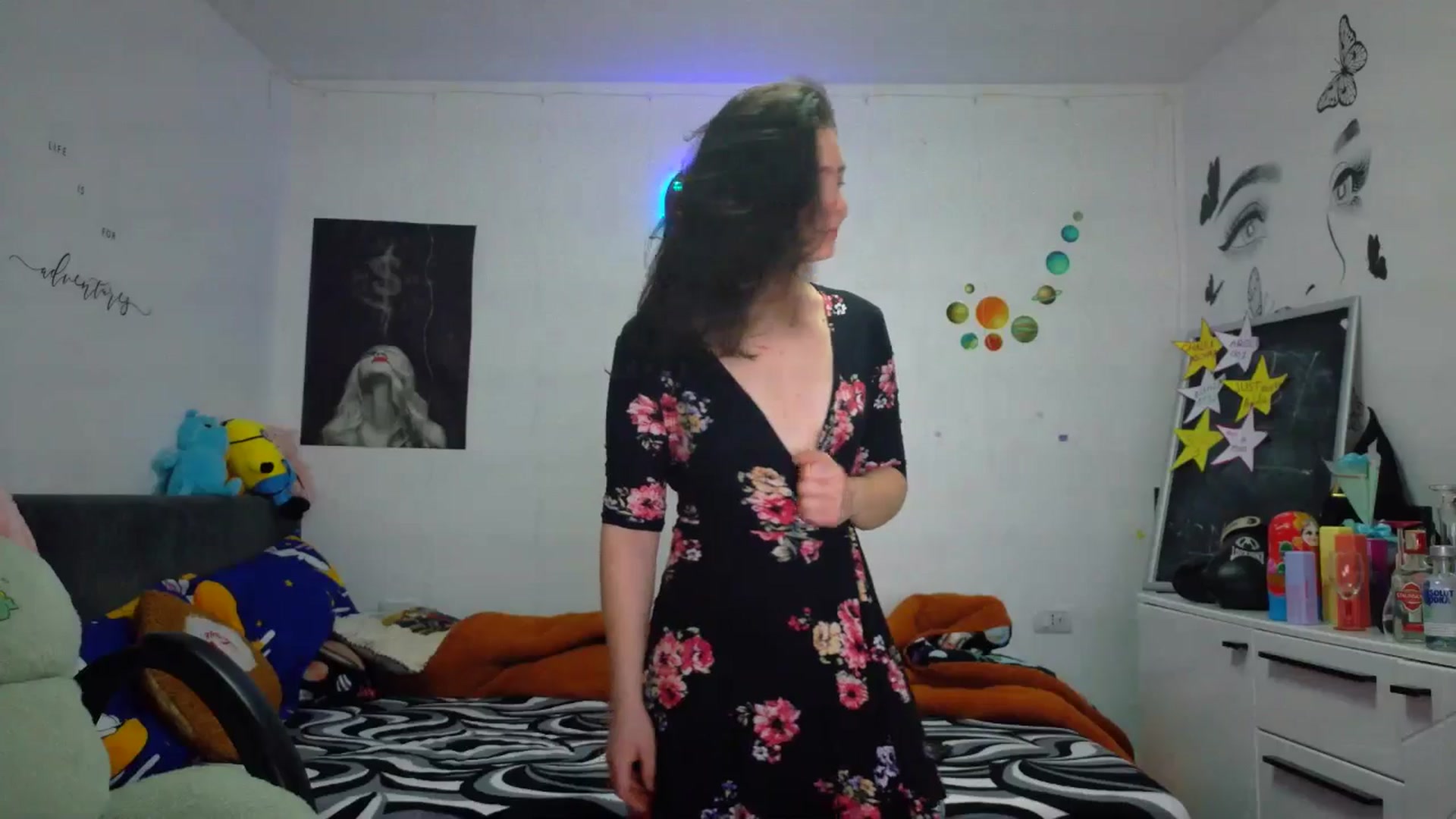 Gallery image thumbnail from YreneA's myfreecams stream on, 02/26/2026, 19:11 image 4 of 20
