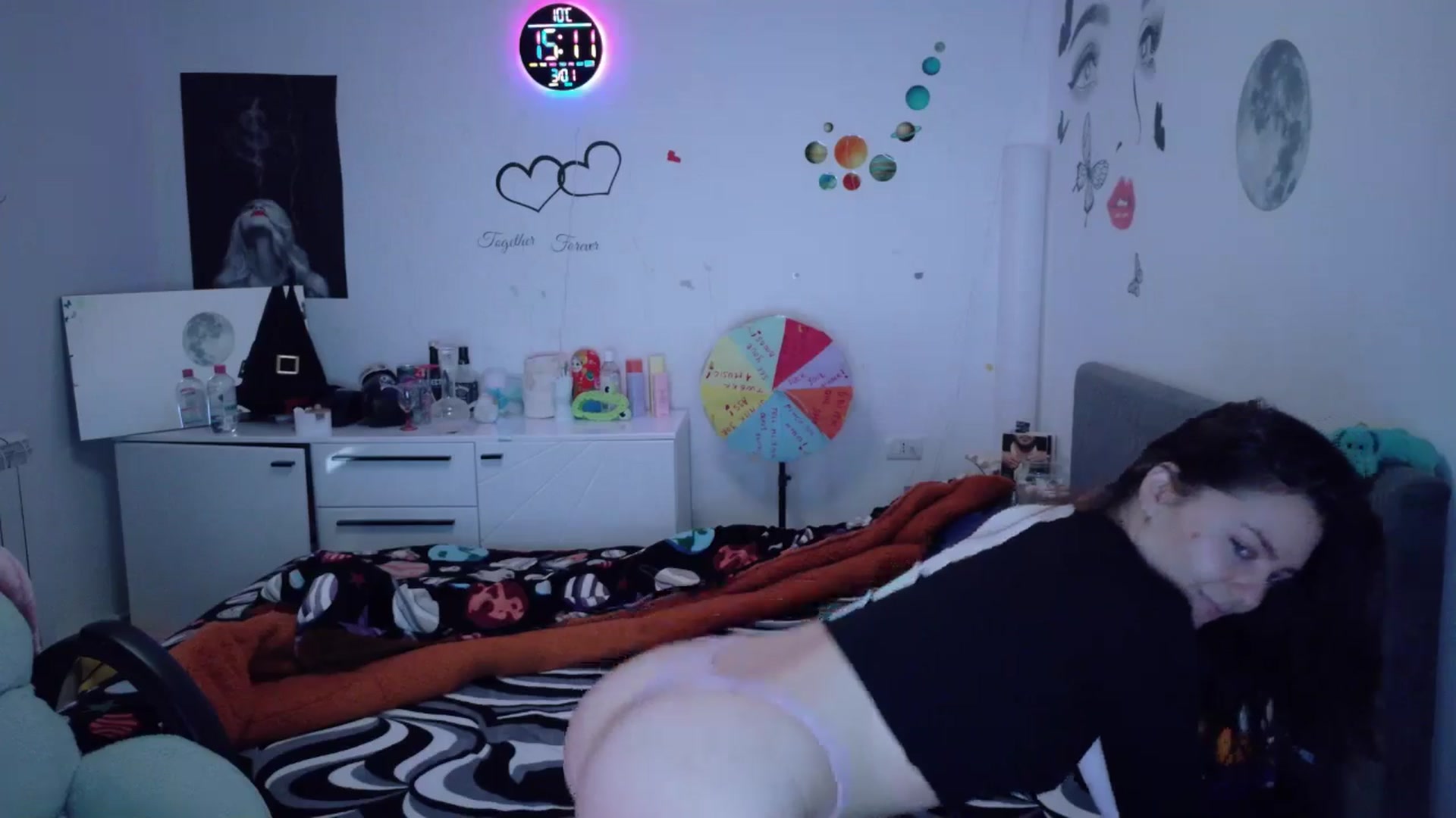 Gallery image thumbnail from YreneA's myfreecams stream on, 03/01/2026, 14:00 image 7 of 20