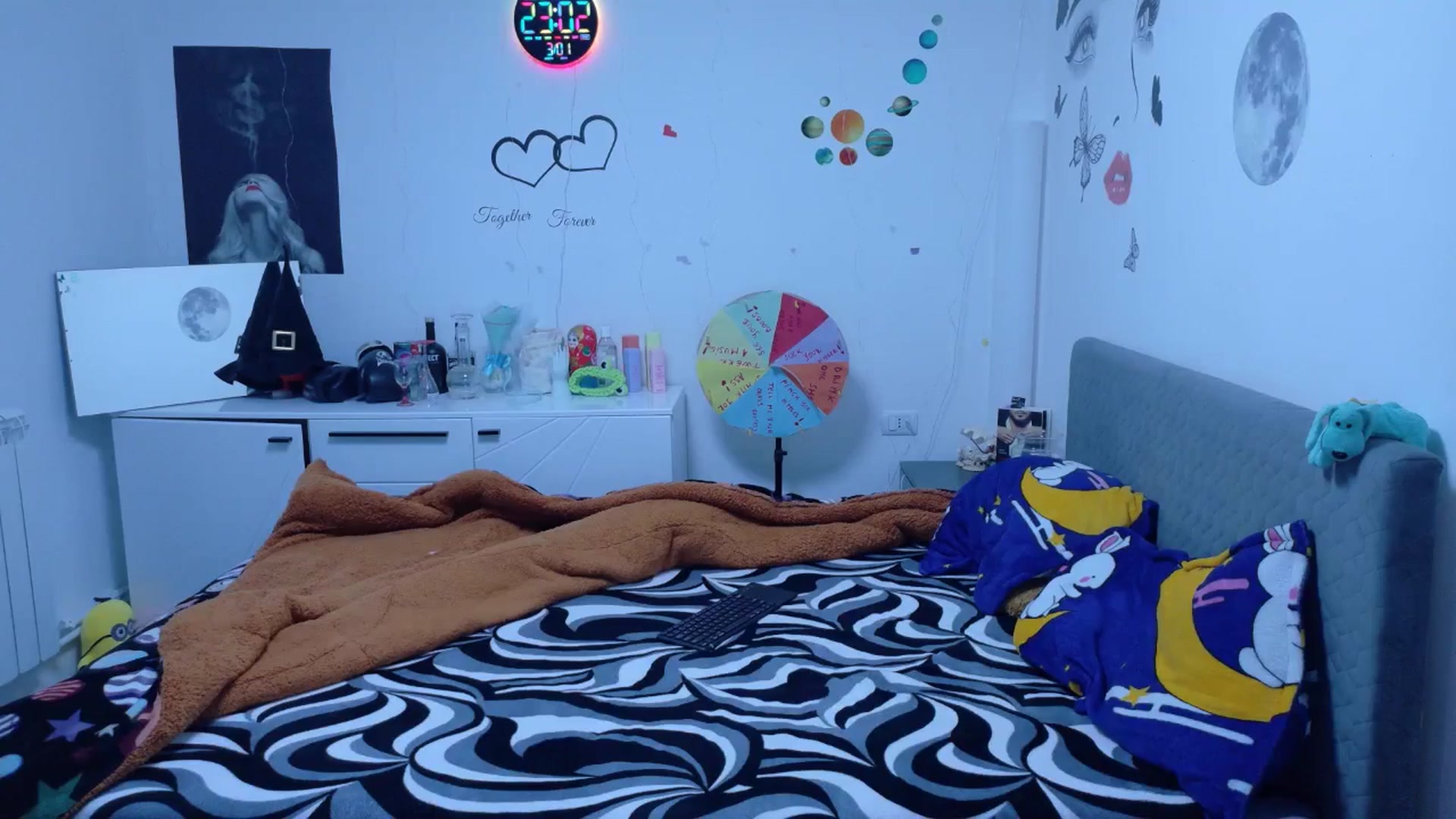 Gallery image thumbnail from YreneA's myfreecams stream on, 03/01/2026, 21:10 image 12 of 20