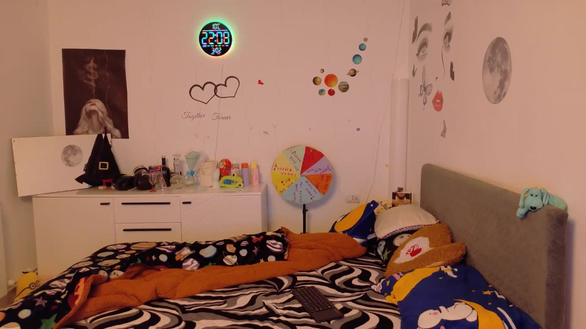 Gallery image thumbnail from YreneA's myfreecams stream on, 03/02/2026, 20:28 image 16 of 20