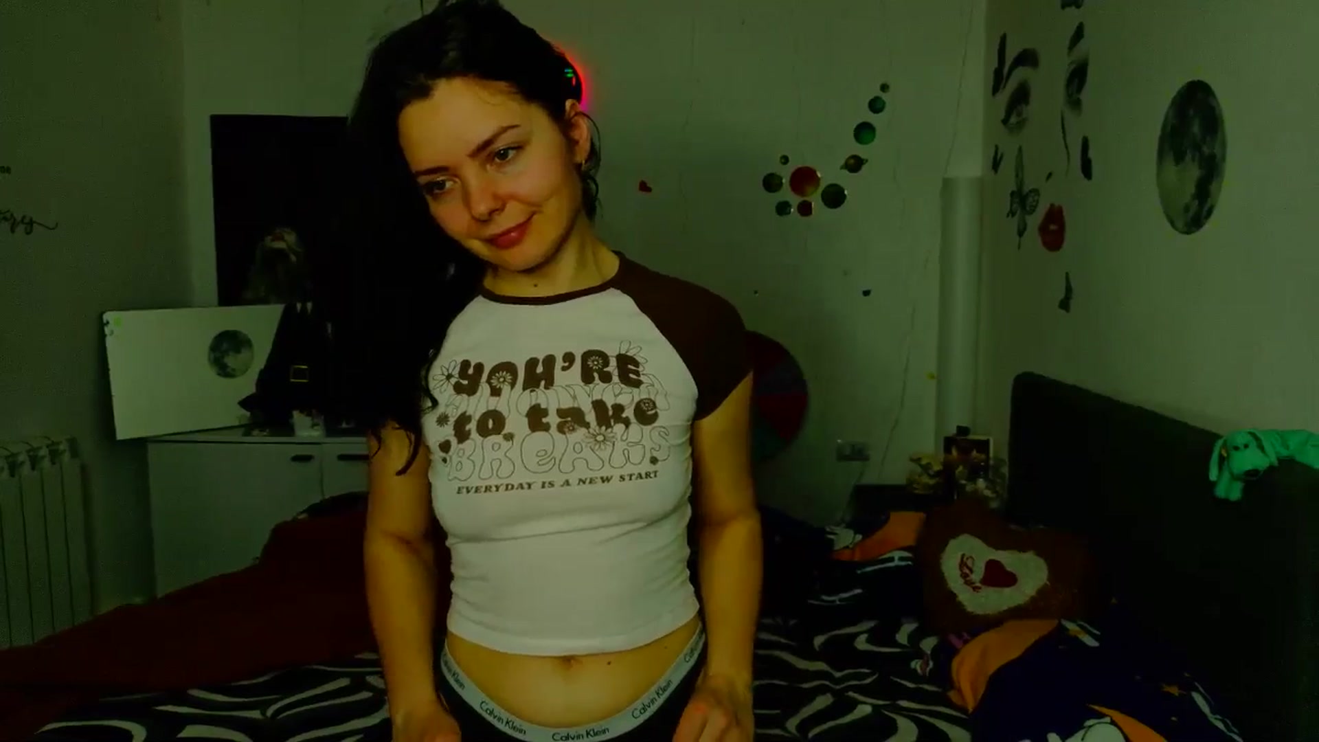 Gallery image thumbnail from YreneA's myfreecams stream on, 03/05/2026, 20:40 image 12 of 20
