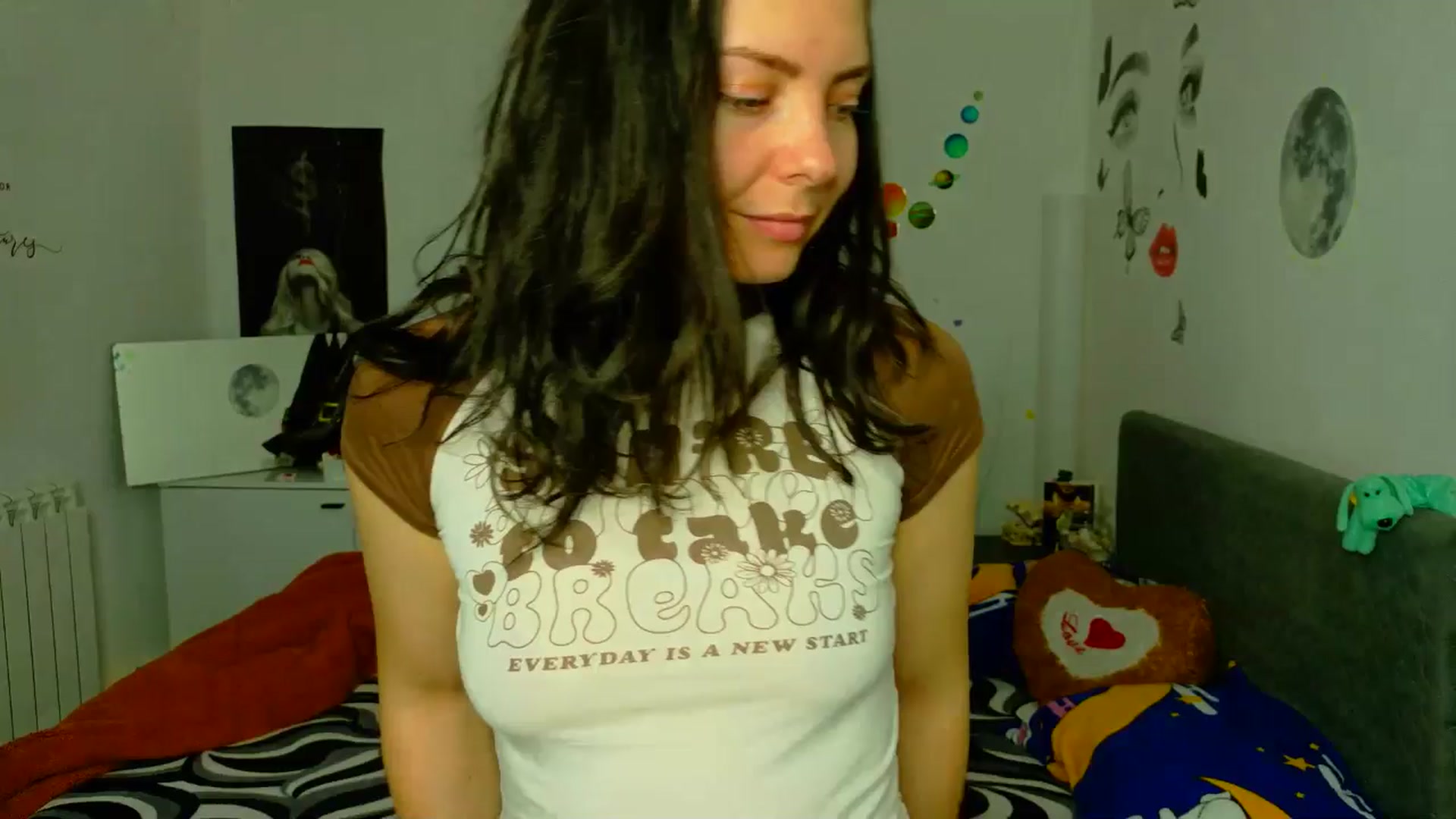 Gallery image thumbnail from YreneA's myfreecams stream on, 03/05/2026, 20:40 image 14 of 20
