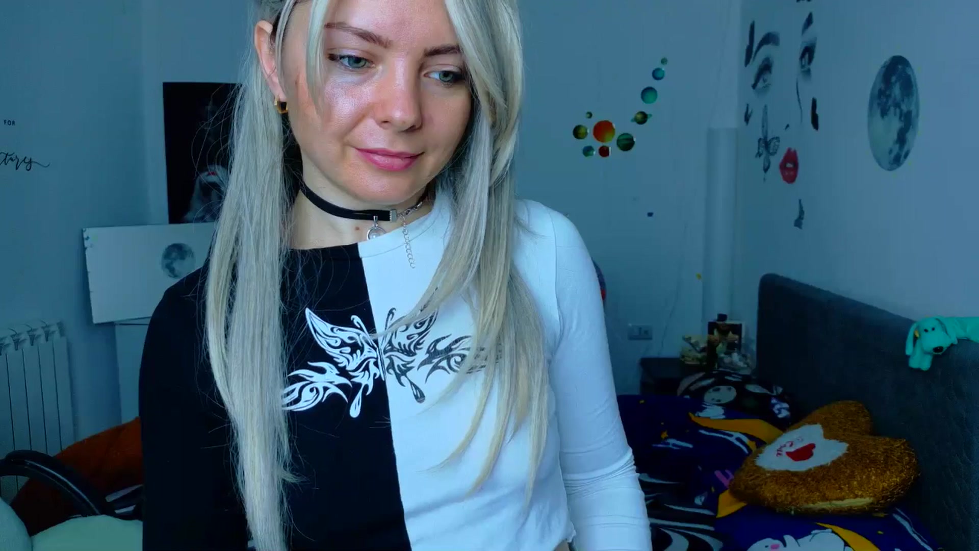 Gallery image thumbnail from YreneA's myfreecams stream on, 03/06/2026, 08:11 image 8 of 20