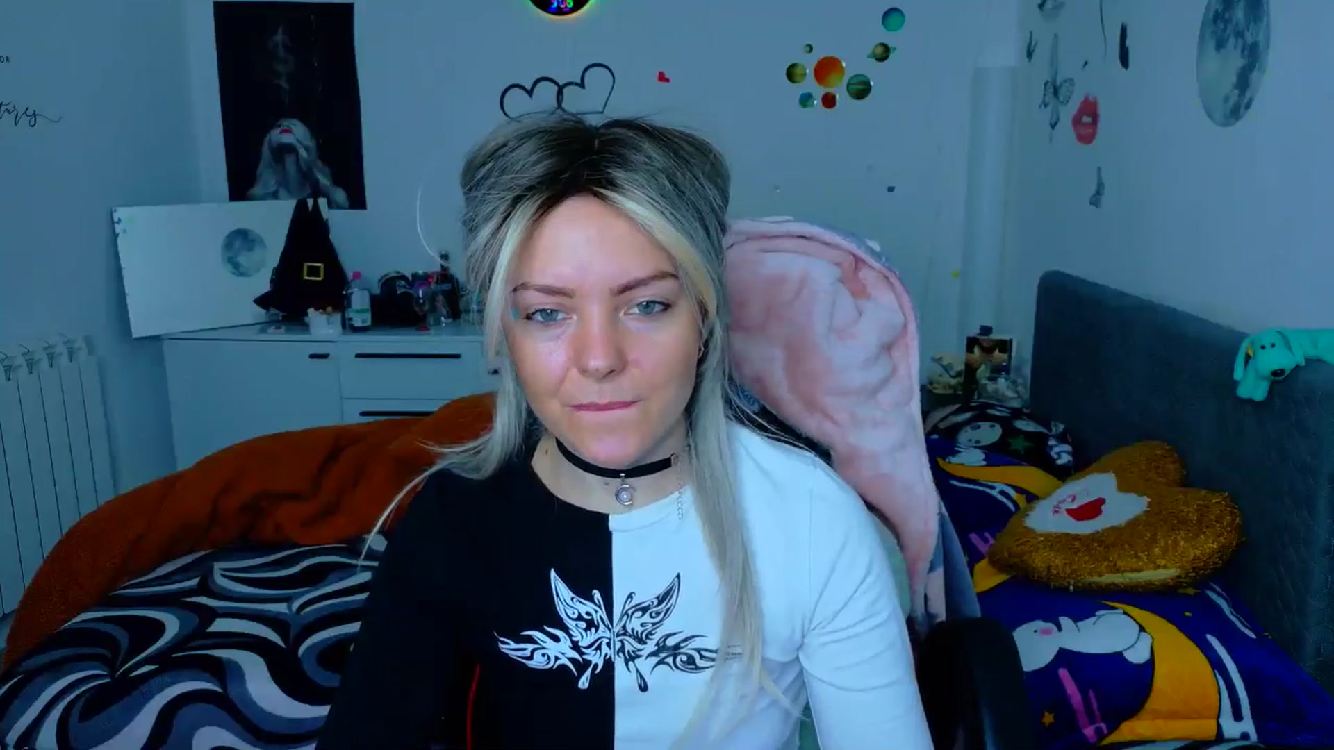 Gallery image thumbnail from YreneA's myfreecams stream on, 03/06/2026, 08:11 image 2 of 20
