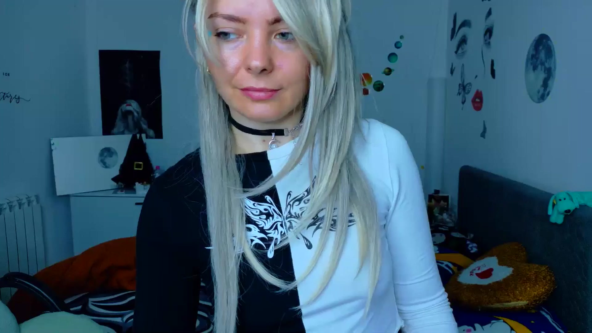 Gallery image thumbnail from YreneA's myfreecams stream on, 03/06/2026, 08:11 image 7 of 20