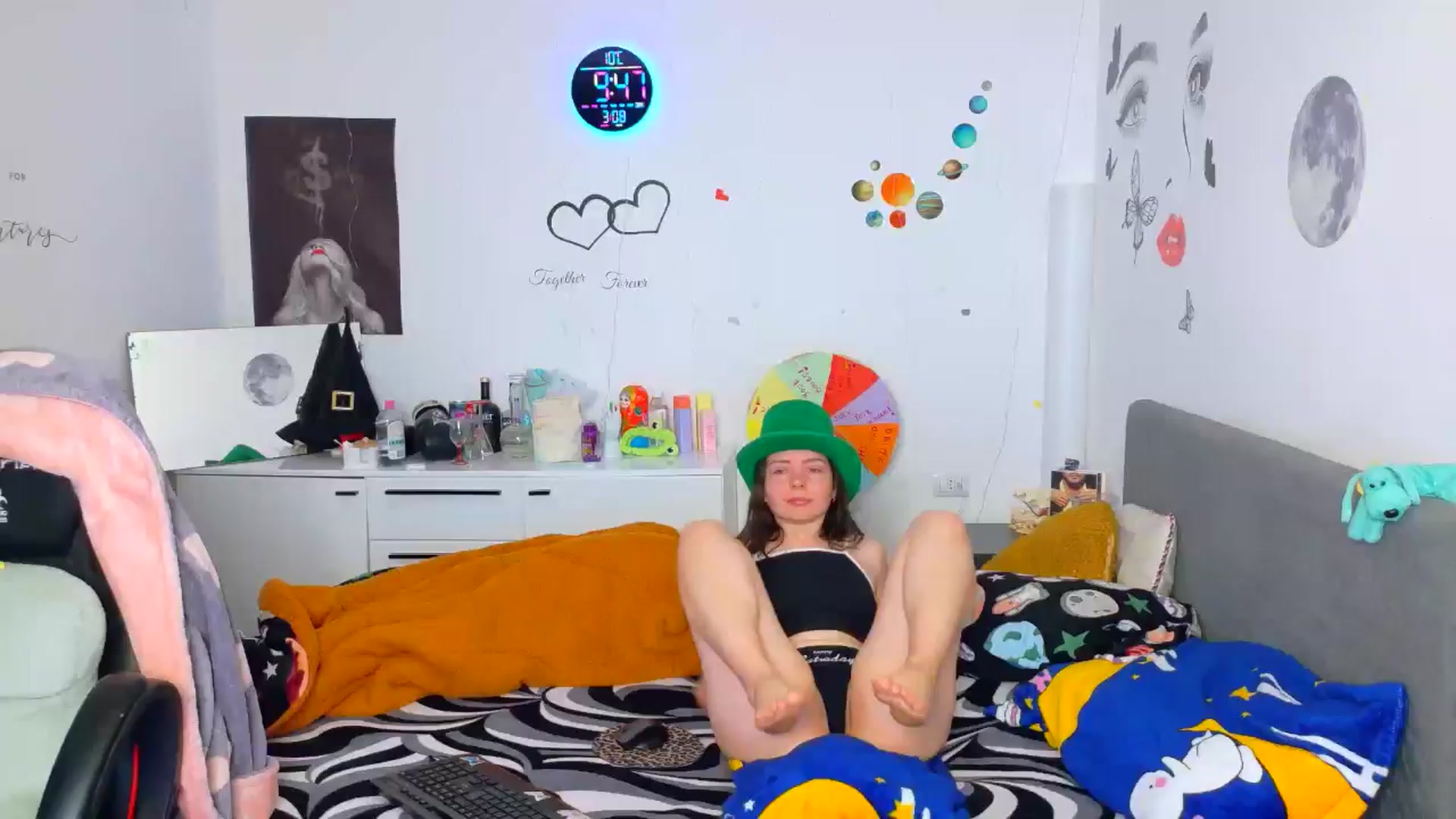 Gallery image thumbnail from YreneA's myfreecams stream on, 03/08/2026, 08:40 image 7 of 20