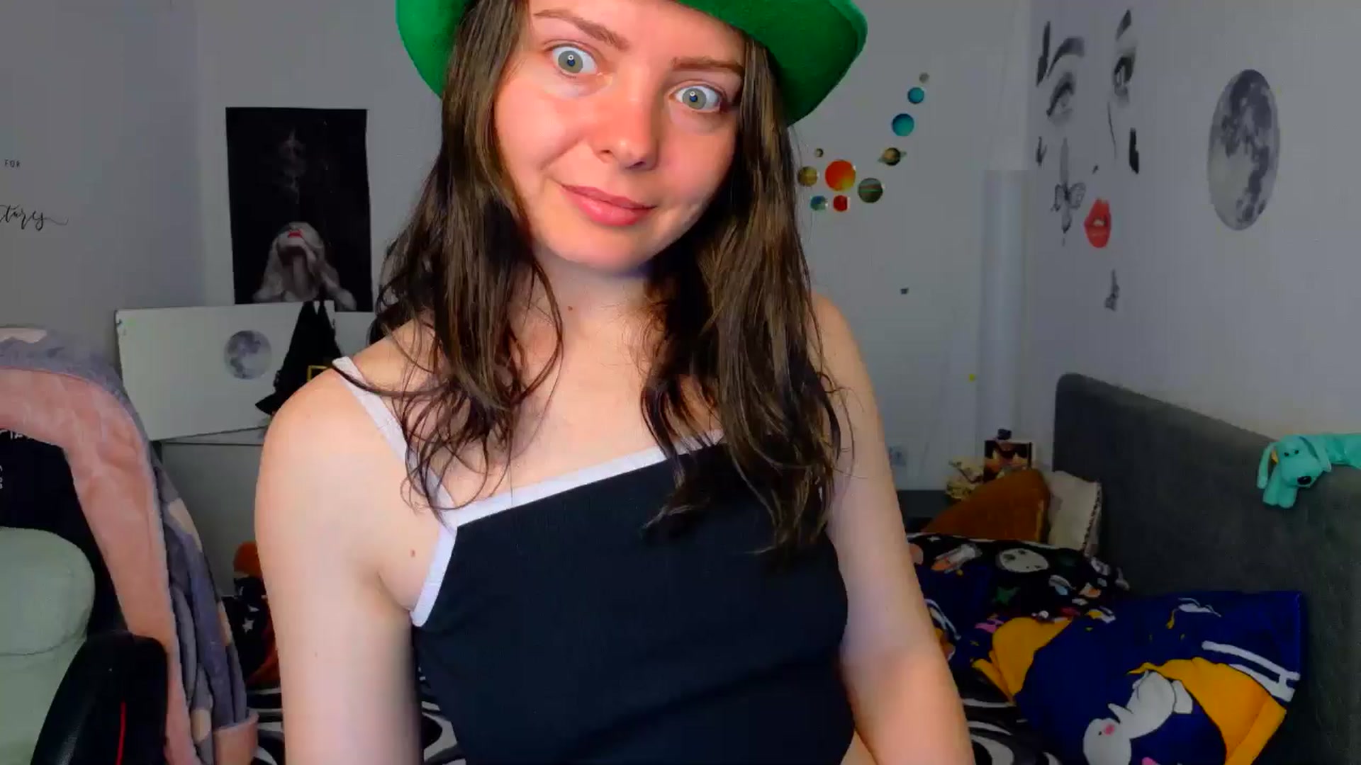Gallery image thumbnail from YreneA's myfreecams stream on, 03/08/2026, 08:40 image 1 of 20