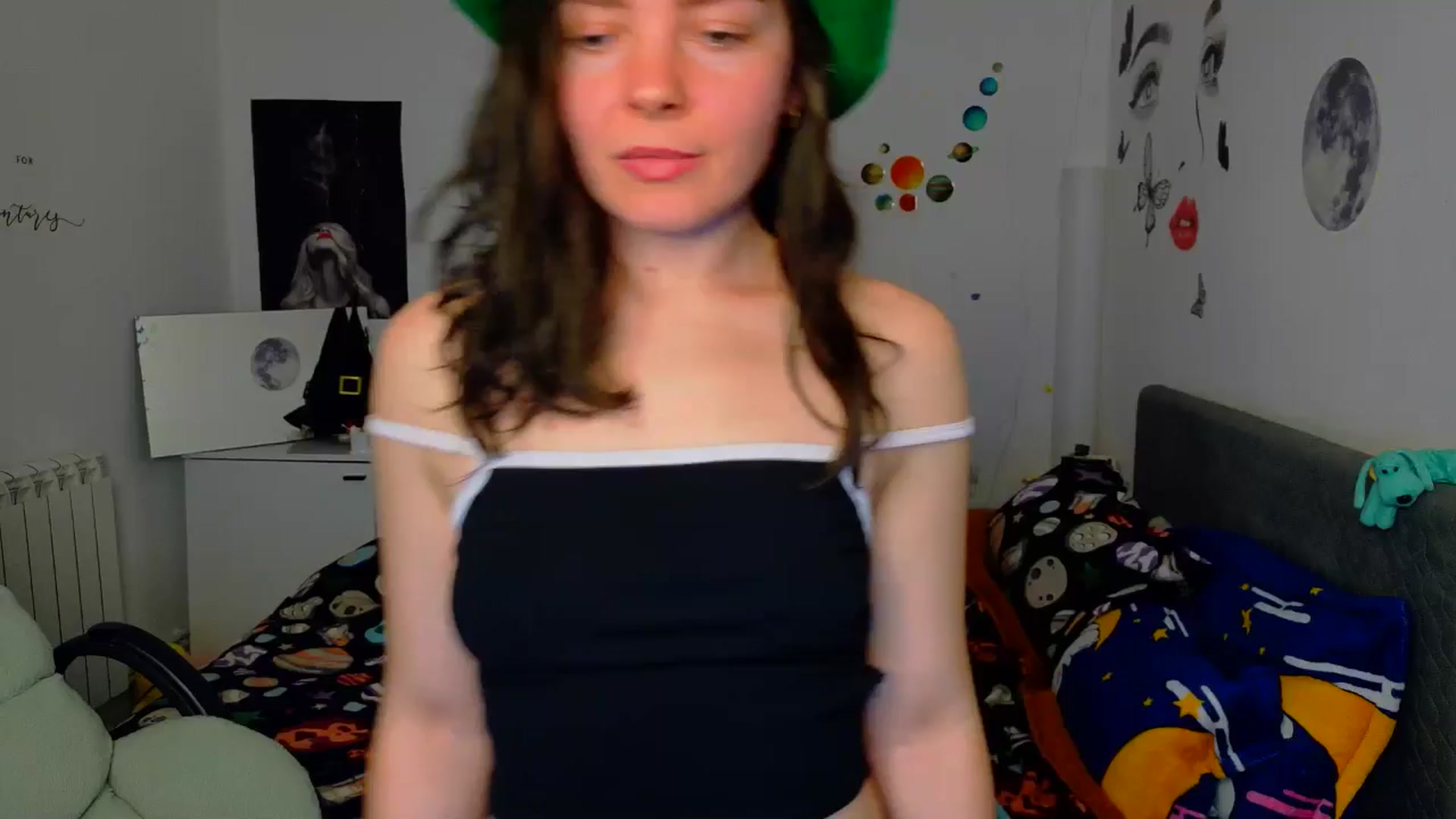 Gallery image thumbnail from YreneA's myfreecams stream on, 03/08/2026, 17:17 image 10 of 20