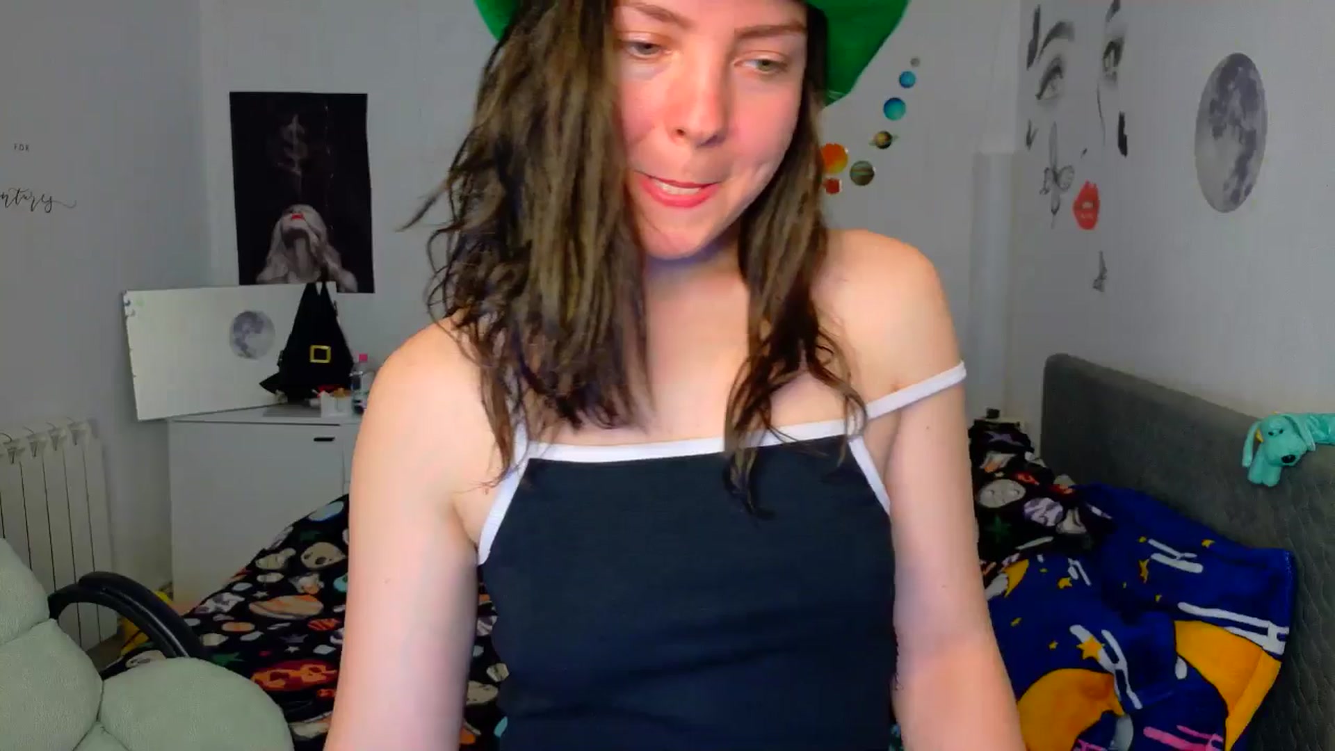 Gallery image thumbnail from YreneA's myfreecams stream on, 03/08/2026, 17:17 image 11 of 20