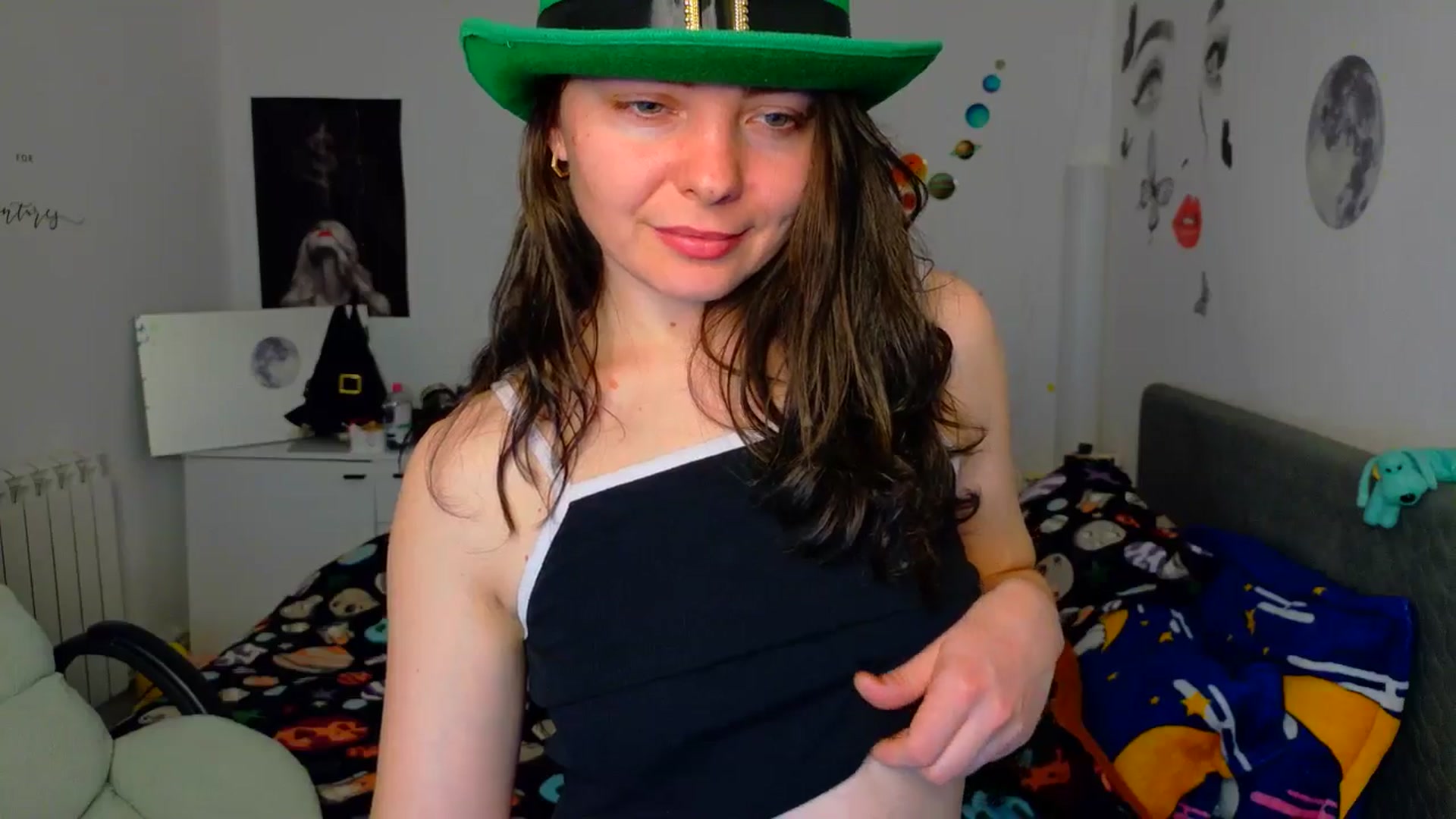 Gallery image thumbnail from YreneA's myfreecams stream on, 03/08/2026, 17:17 image 3 of 20