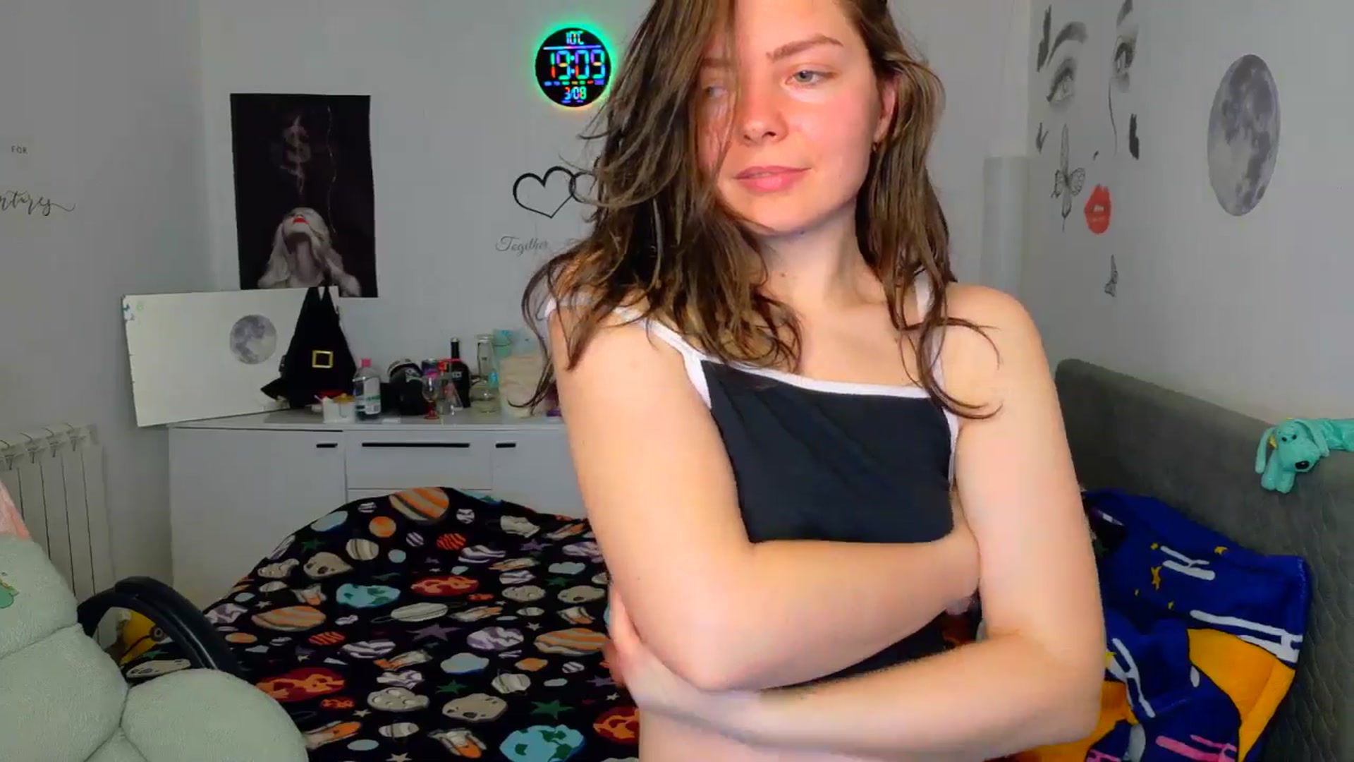 Gallery image thumbnail from YreneA's myfreecams stream on, 03/08/2026, 17:17 image 20 of 20