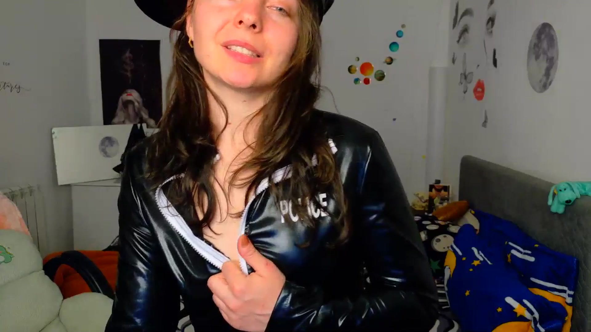 Gallery image thumbnail from YreneA's myfreecams stream on, 03/08/2026, 19:57 image 6 of 20