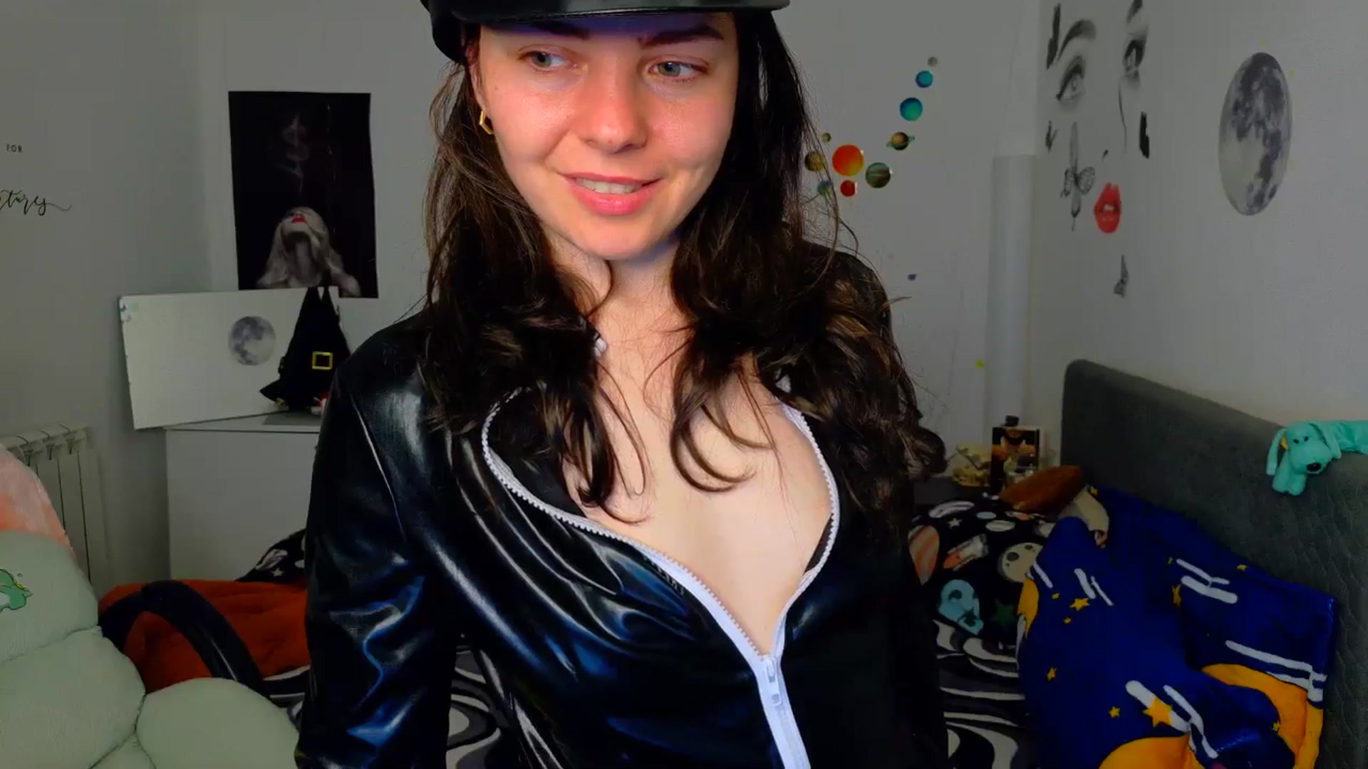 Gallery image thumbnail from YreneA's myfreecams stream on, 03/08/2026, 19:57 image 14 of 20