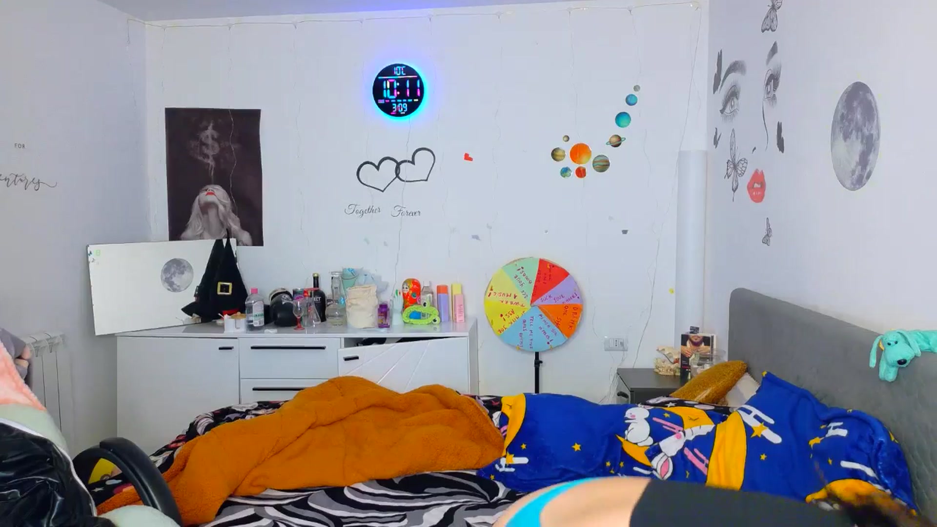 Gallery image thumbnail from YreneA's myfreecams stream on, 03/09/2026, 08:27 image 3 of 20