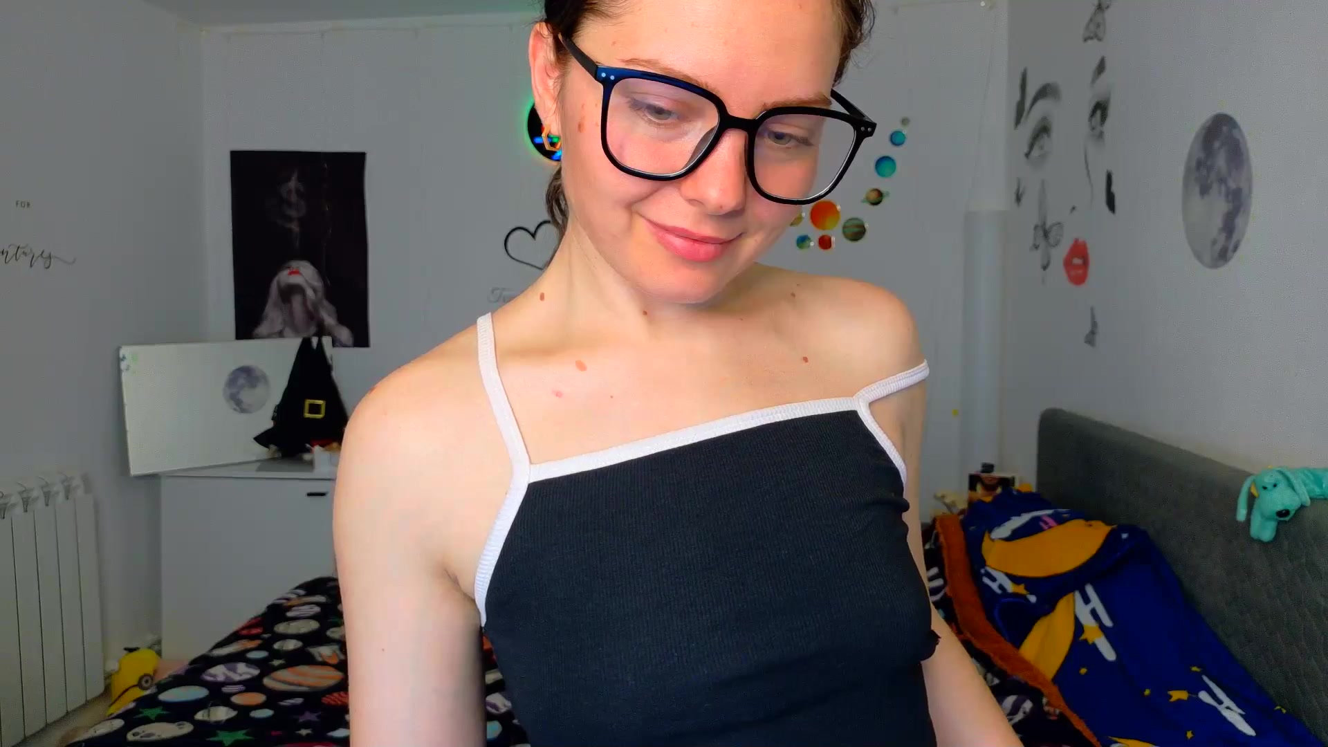 Gallery image thumbnail from YreneA's myfreecams stream on, 03/09/2026, 08:27 image 20 of 20