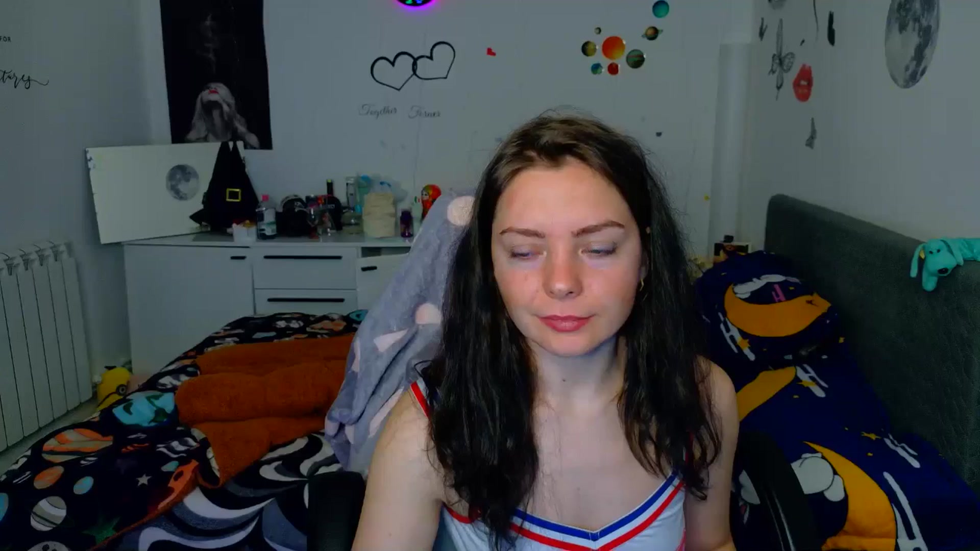 Gallery image thumbnail from YreneA's myfreecams stream on, 03/09/2026, 19:46 image 16 of 20