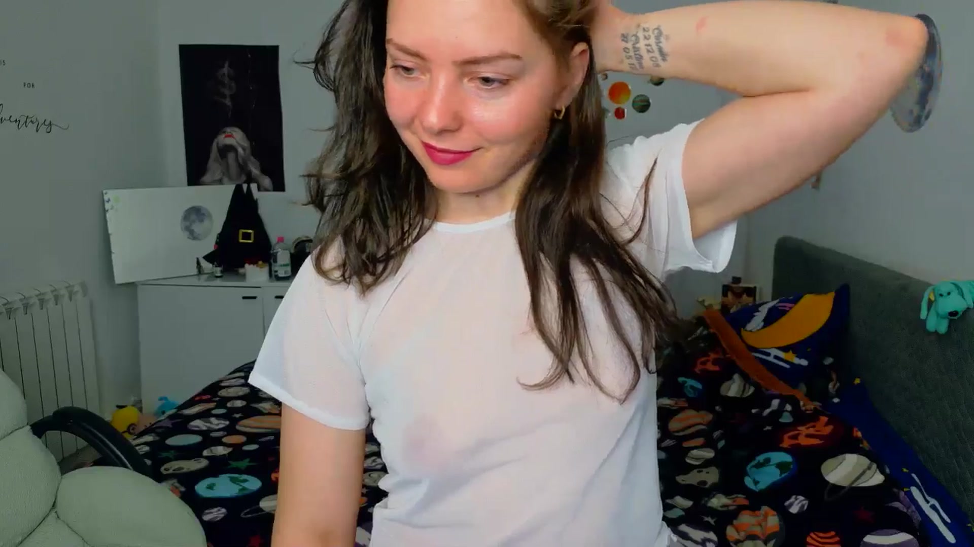 Gallery image thumbnail from YreneA's myfreecams stream on, 03/10/2026, 12:59 image 6 of 20