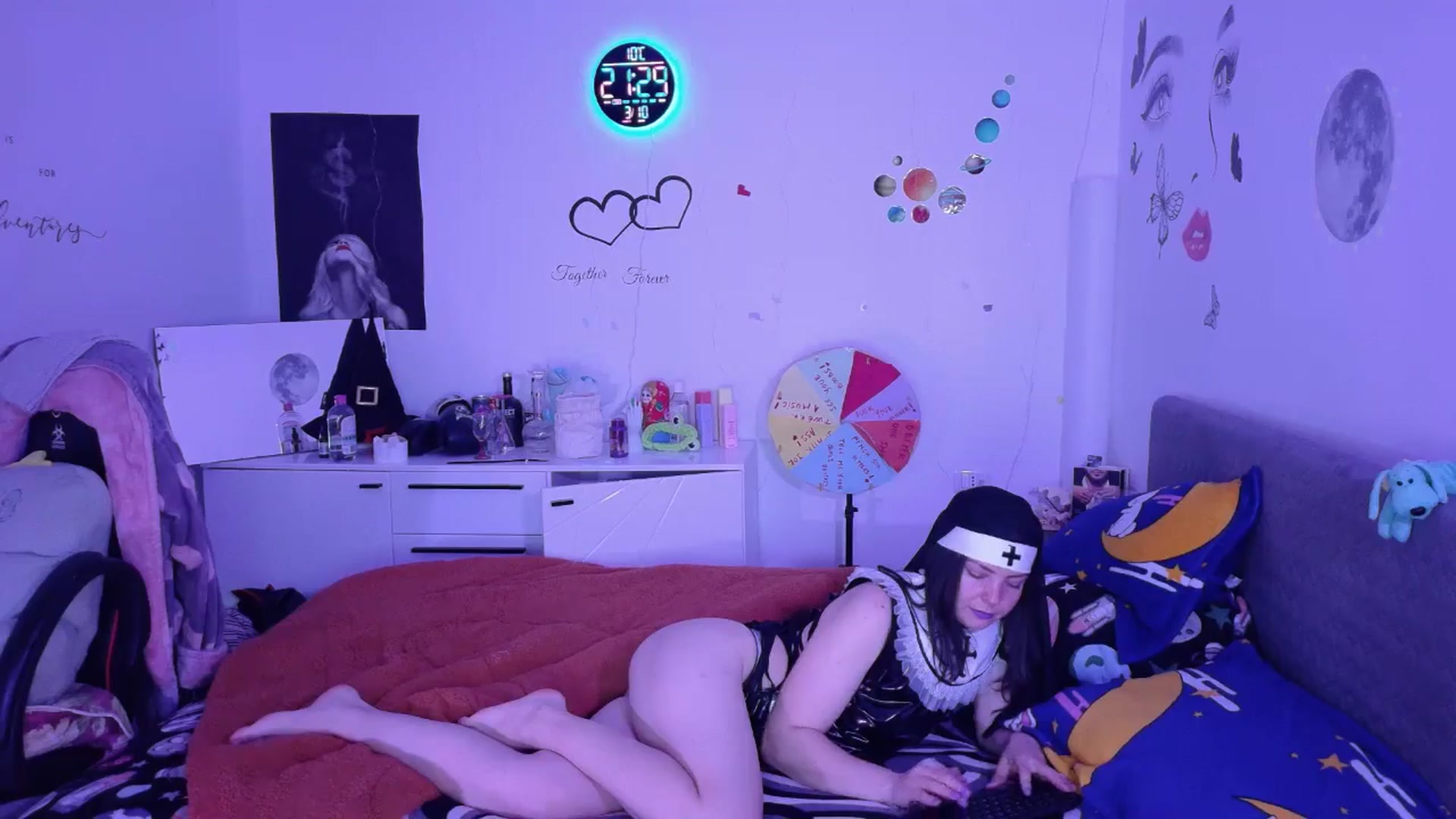 Gallery image thumbnail from YreneA's myfreecams stream on, 03/10/2026, 20:08 image 8 of 20
