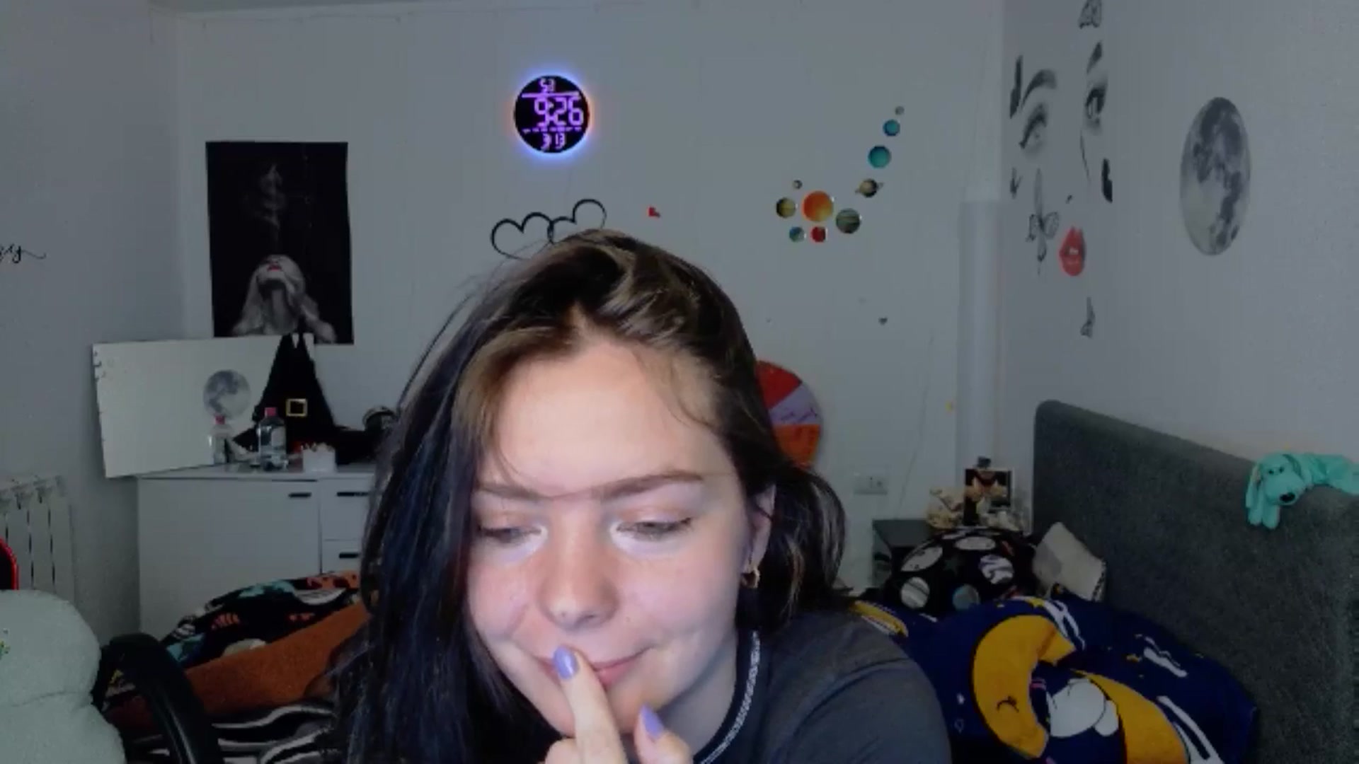 Gallery image thumbnail from YreneA's myfreecams stream on, 03/13/2026, 07:45 image 15 of 20