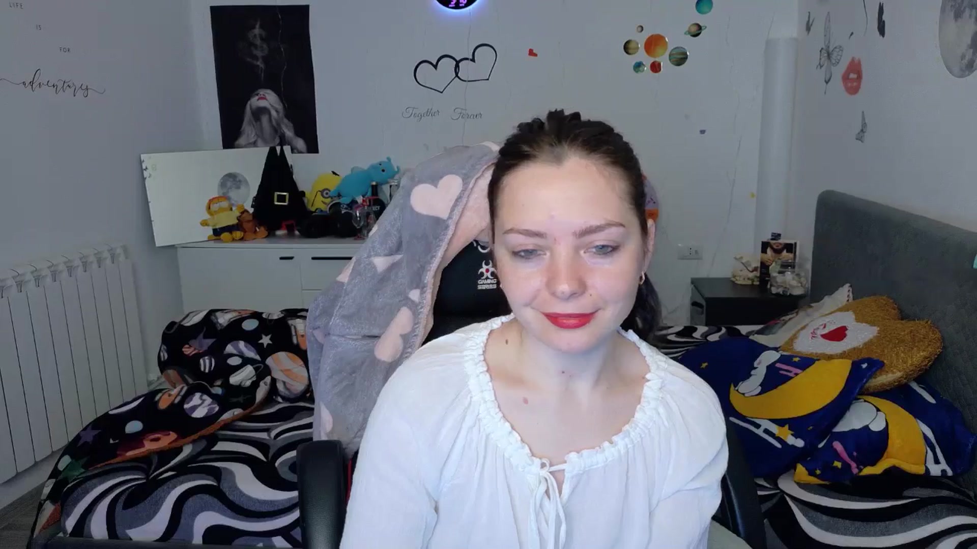 Gallery image thumbnail from YreneA's myfreecams stream on, 03/16/2026, 08:08 image 8 of 20