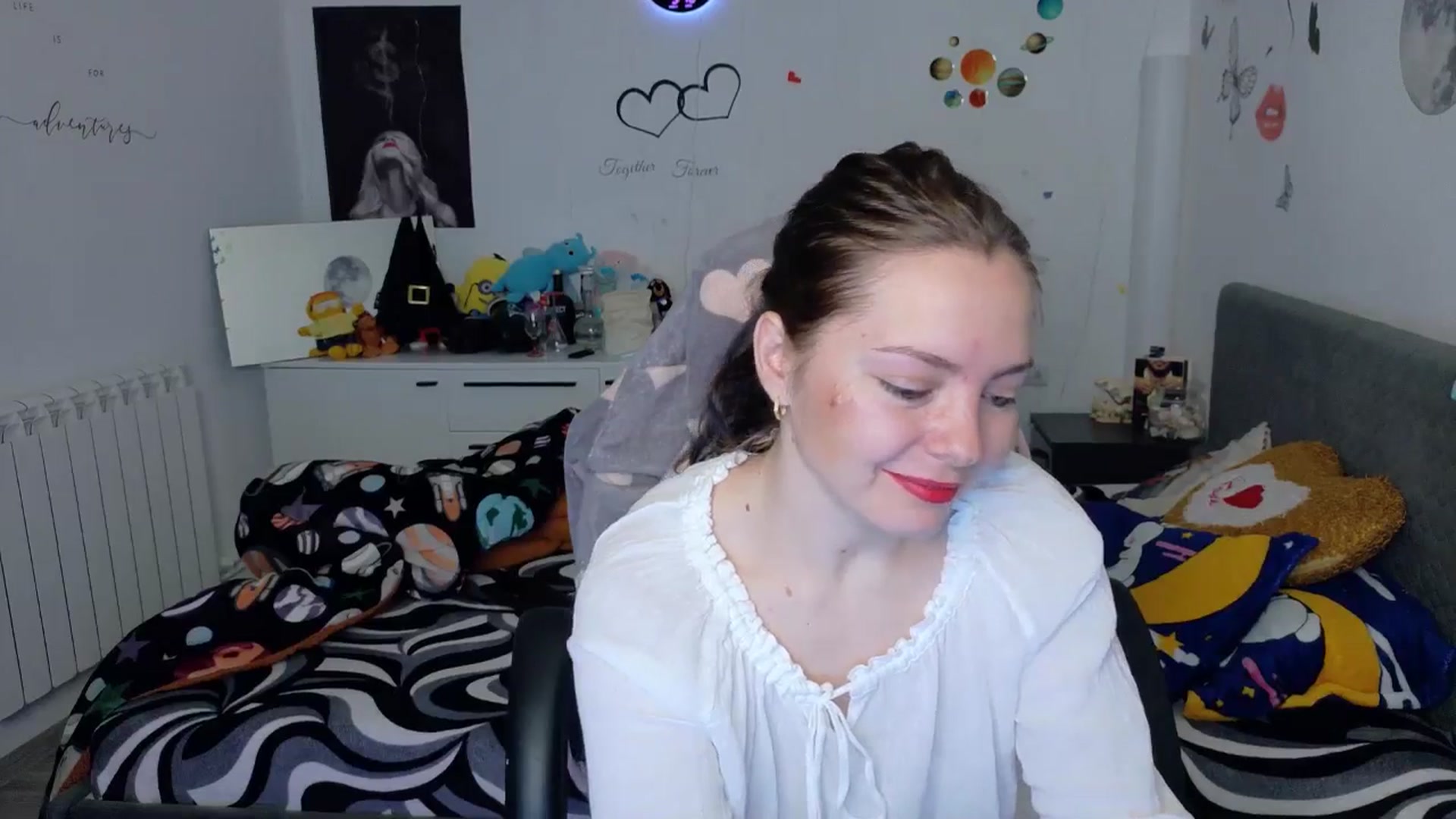 Gallery image thumbnail from YreneA's myfreecams stream on, 03/16/2026, 08:08 image 17 of 20