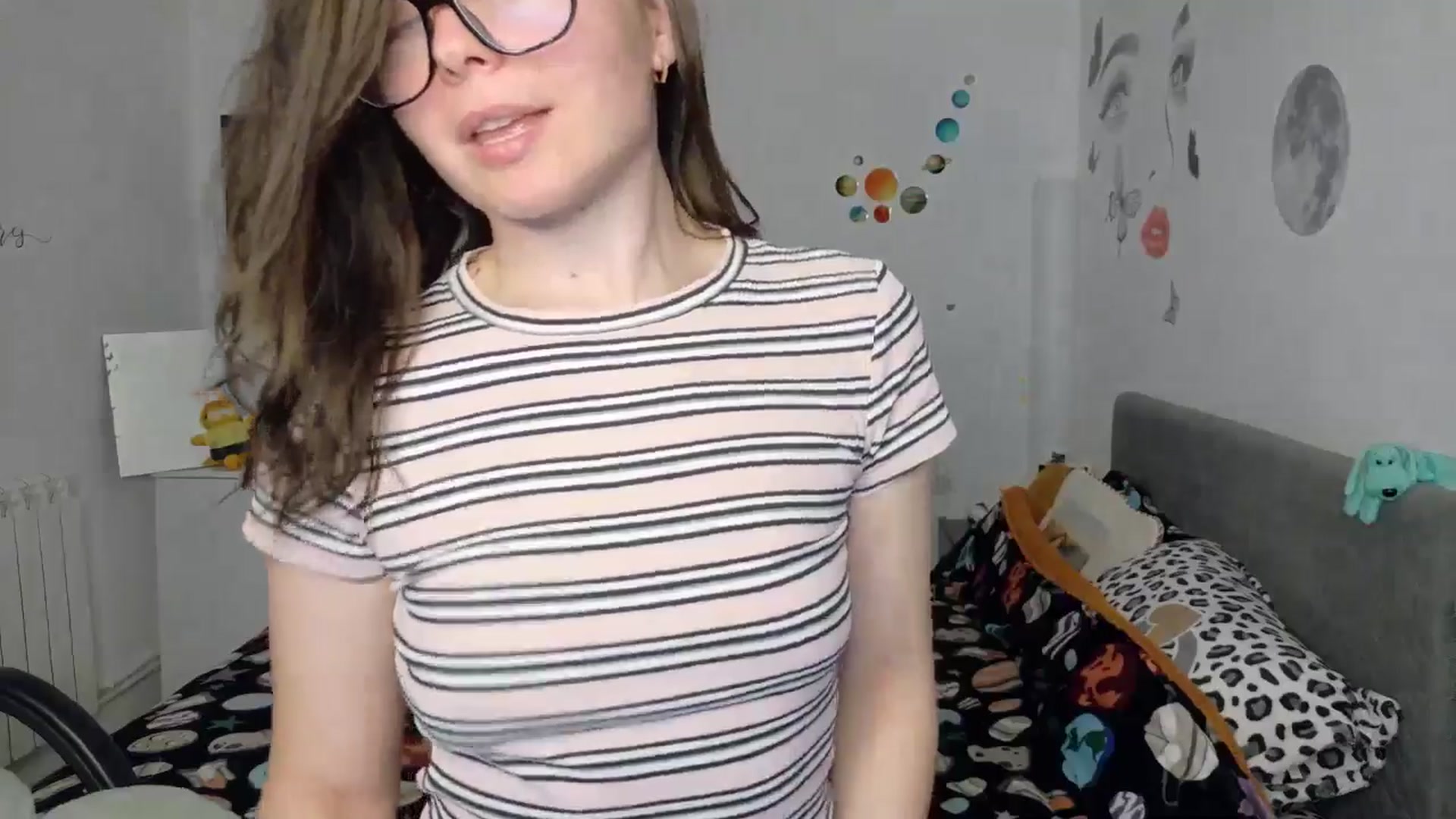 Gallery image thumbnail from YreneA's myfreecams stream on, 03/23/2026, 17:50 image 18 of 20