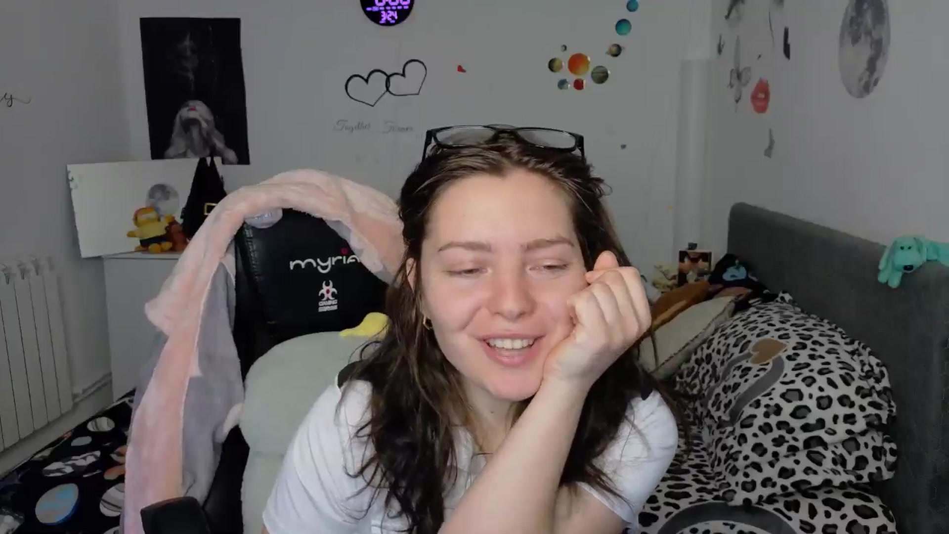 Gallery image thumbnail from YreneA's myfreecams stream on, 03/24/2026, 06:24 image 14 of 20