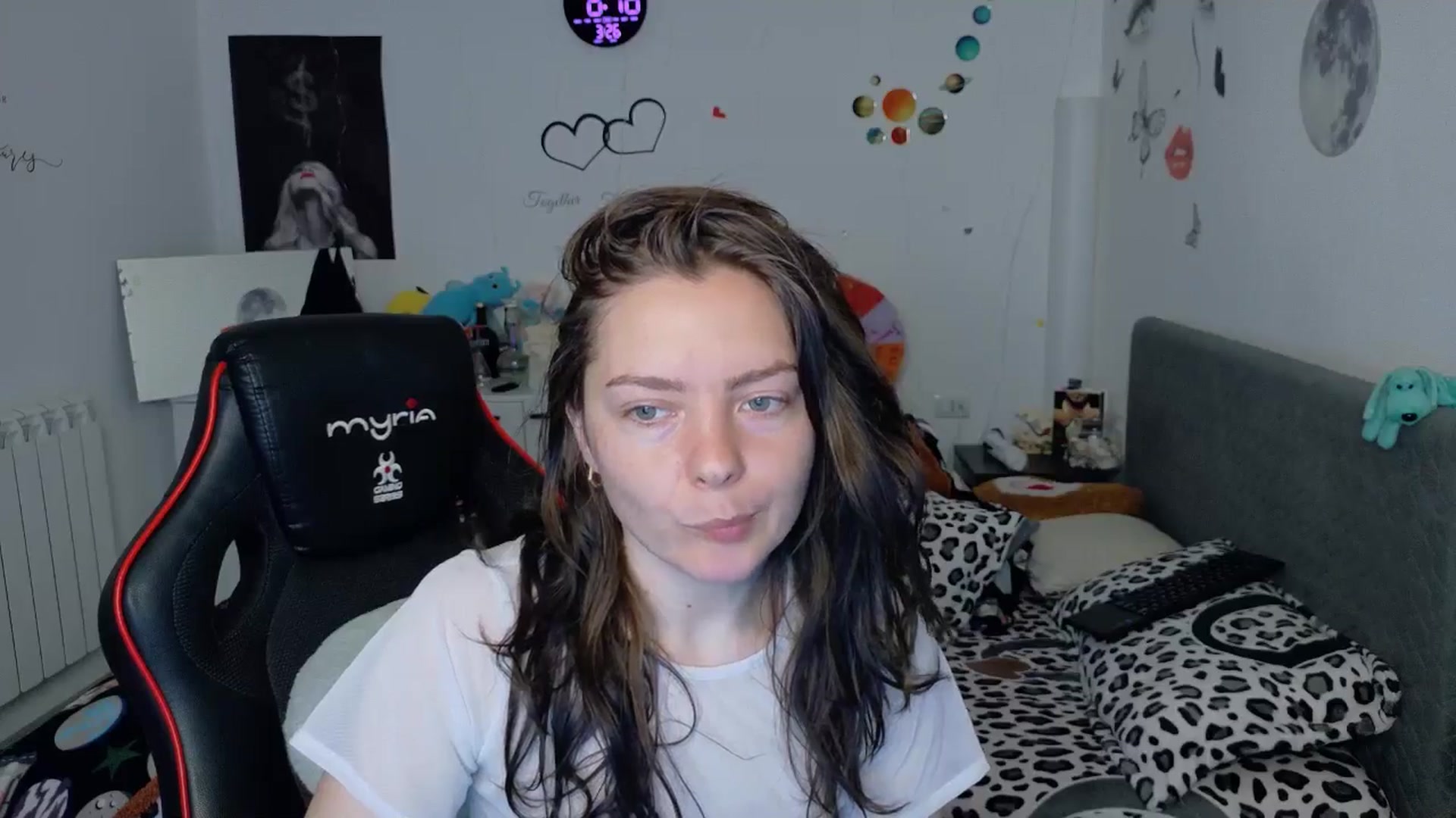 Gallery image thumbnail from YreneA's myfreecams stream on, 03/26/2026, 06:34 image 3 of 20