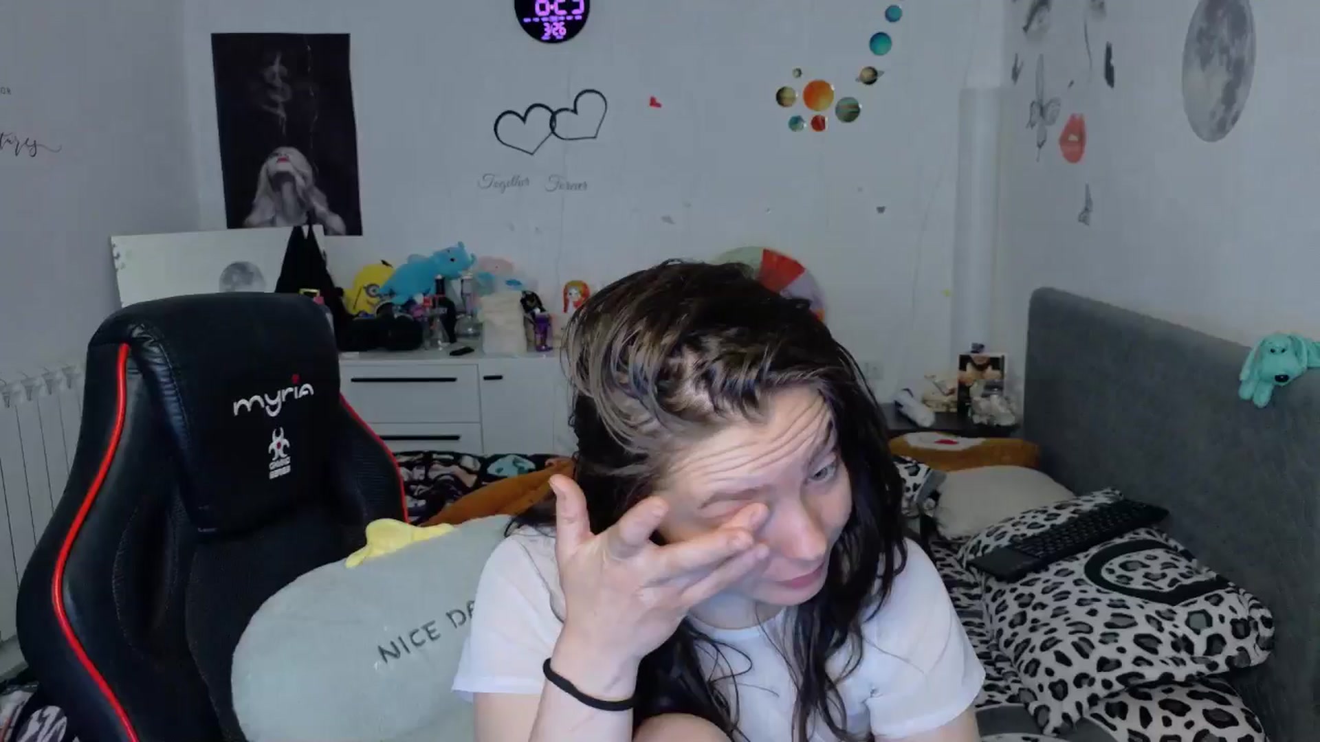 Gallery image thumbnail from YreneA's myfreecams stream on, 03/26/2026, 06:34 image 15 of 20
