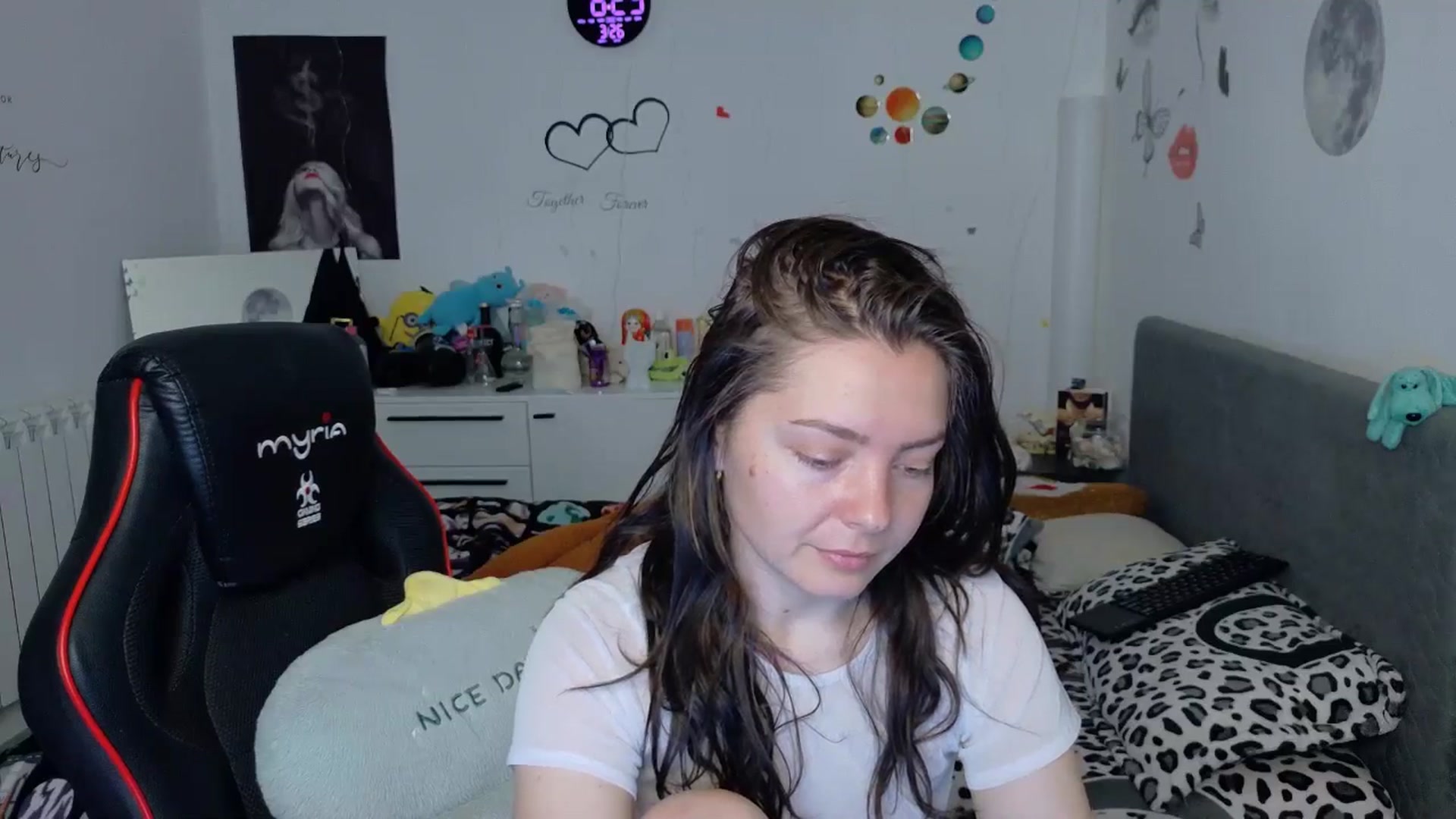 Gallery image thumbnail from YreneA's myfreecams stream on, 03/26/2026, 06:34 image 12 of 20