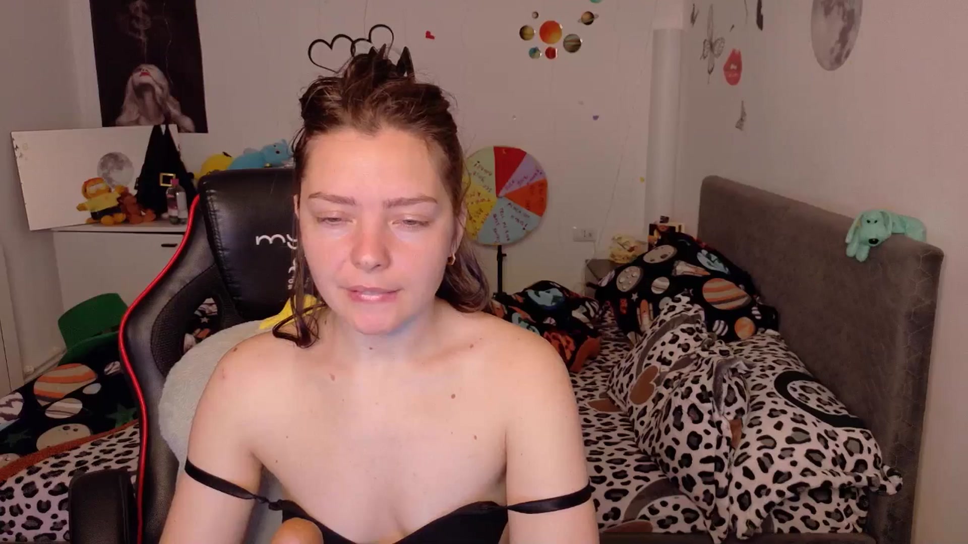 Gallery image thumbnail from YreneA's myfreecams stream on, 03/30/2026, 05:46 image 12 of 20