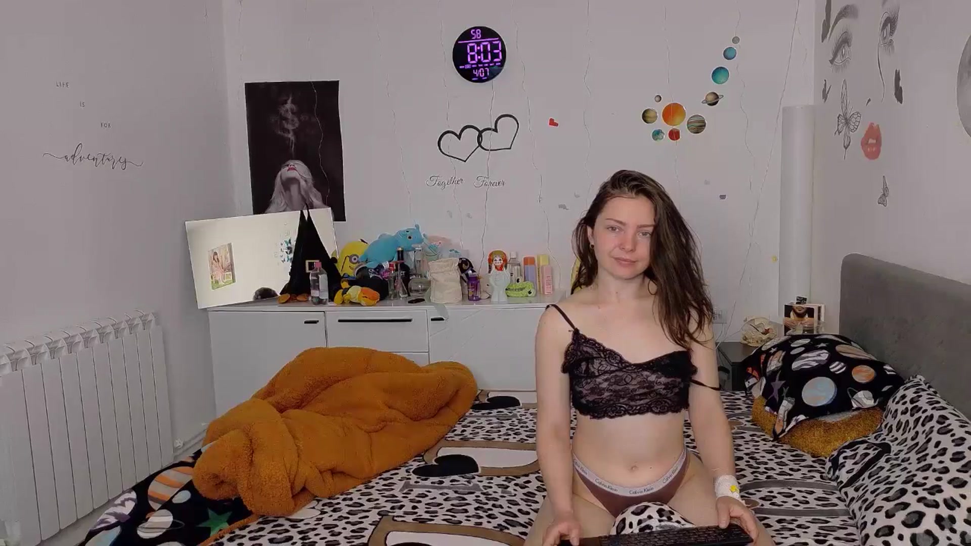 Gallery image thumbnail from YreneA's myfreecams stream on, 04/07/2026, 06:12 image 18 of 20
