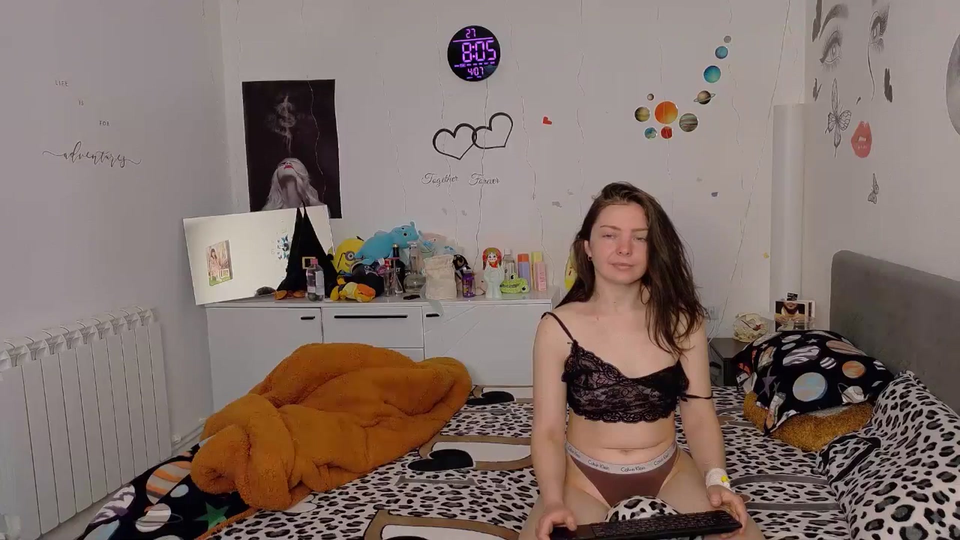 Gallery image thumbnail from YreneA's myfreecams stream on, 04/07/2026, 06:12 image 19 of 20